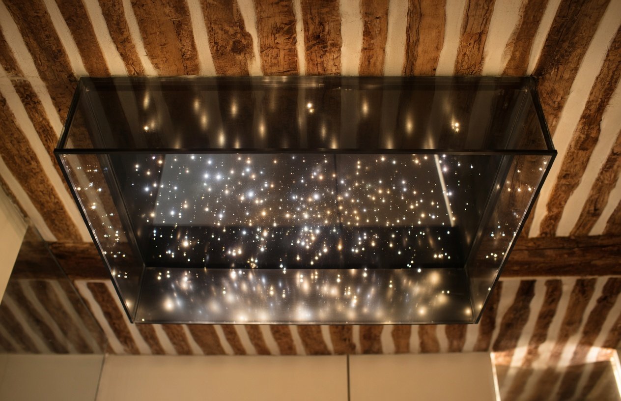 nebuleuse-luminaire-vue-dessous-mathias-girard.jpg