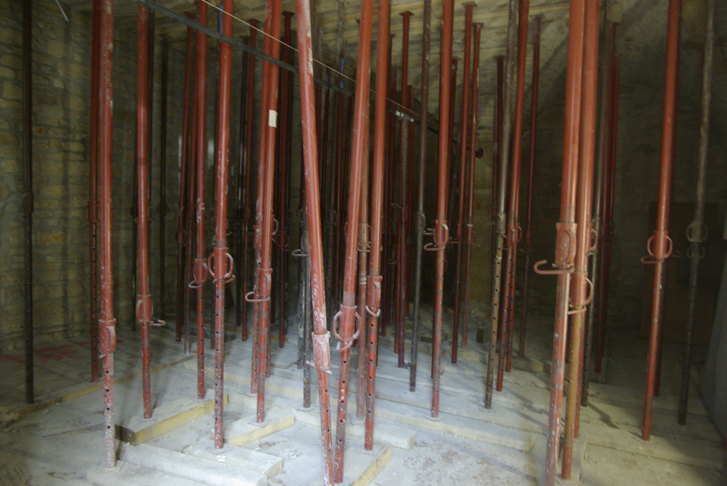 couvent-cordeliers-odalys-travaux-etais.JPG