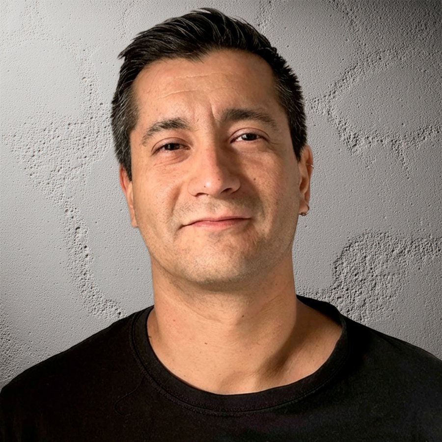 Nicolas Larenas, Diseñador Industrial.