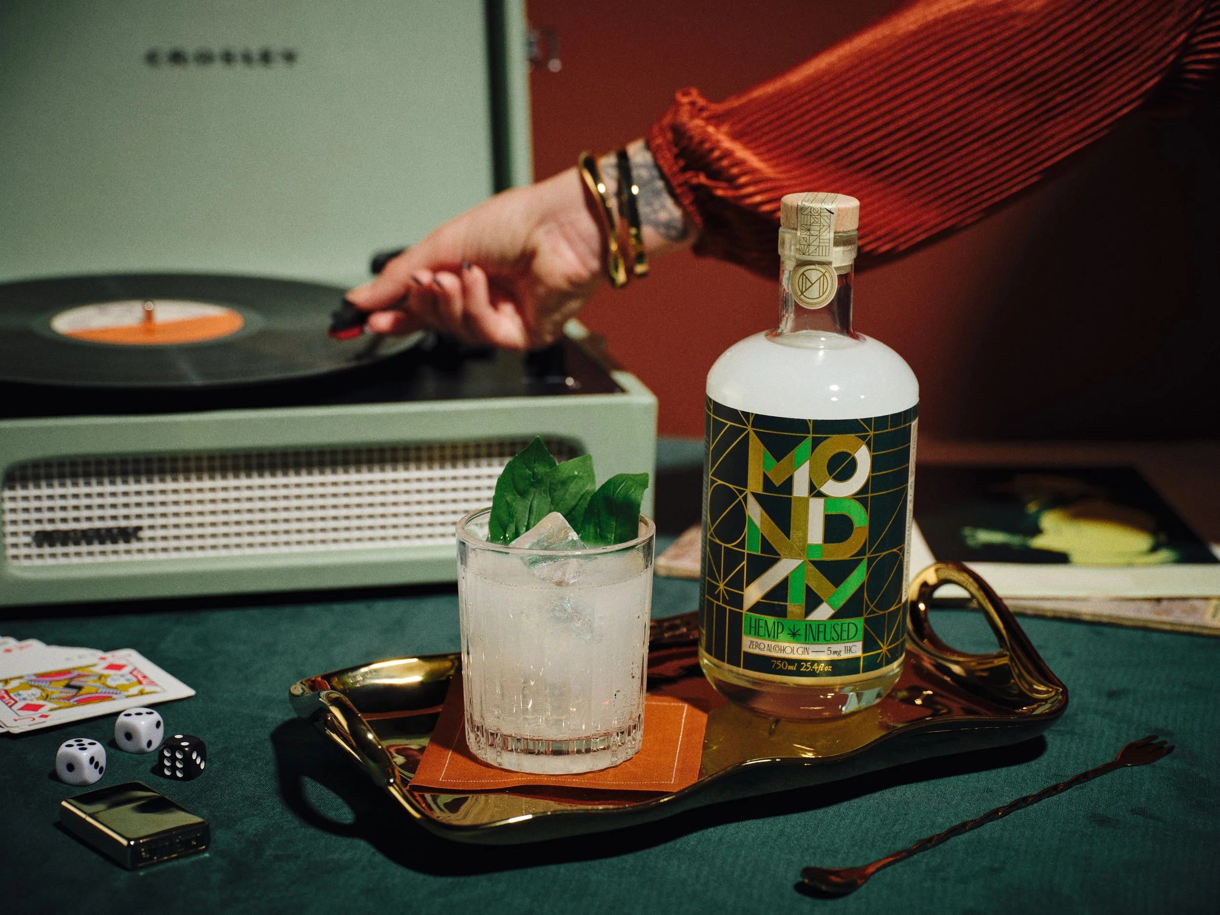 DRINK MONDAYS_0003626_21379 (2).jpg