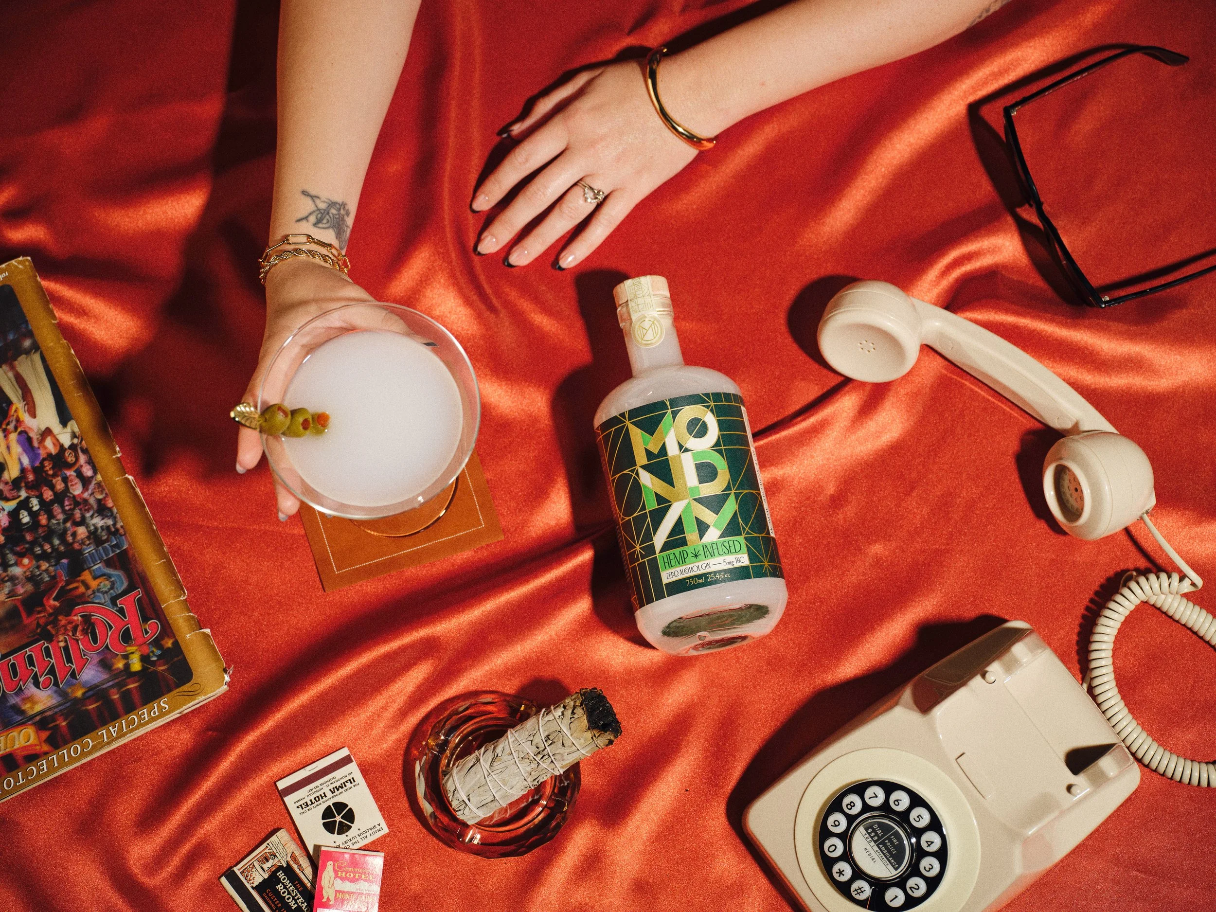 DRINK MONDAYS_0003626_21422 (2).jpg