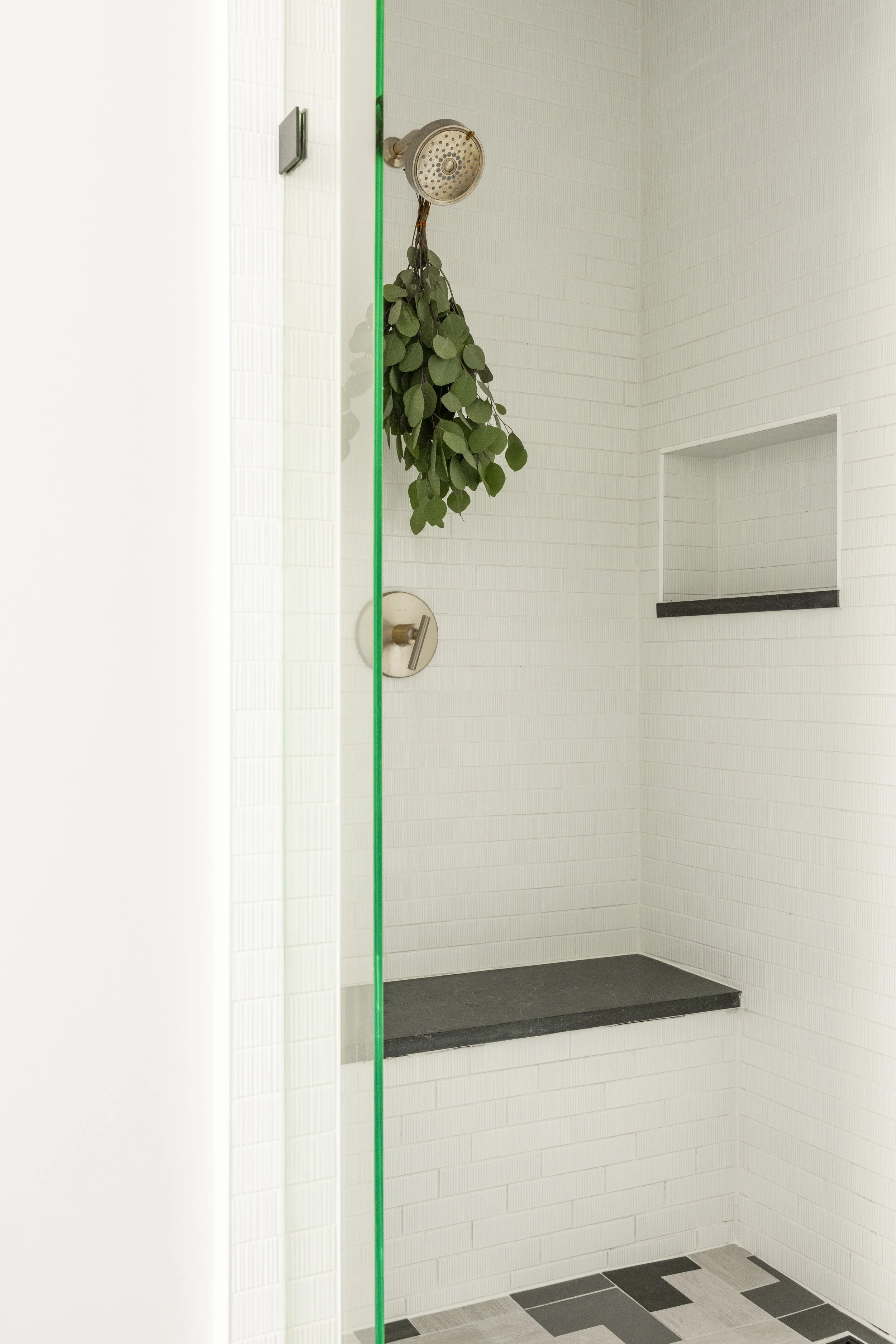 BathroomDetail4.jpg