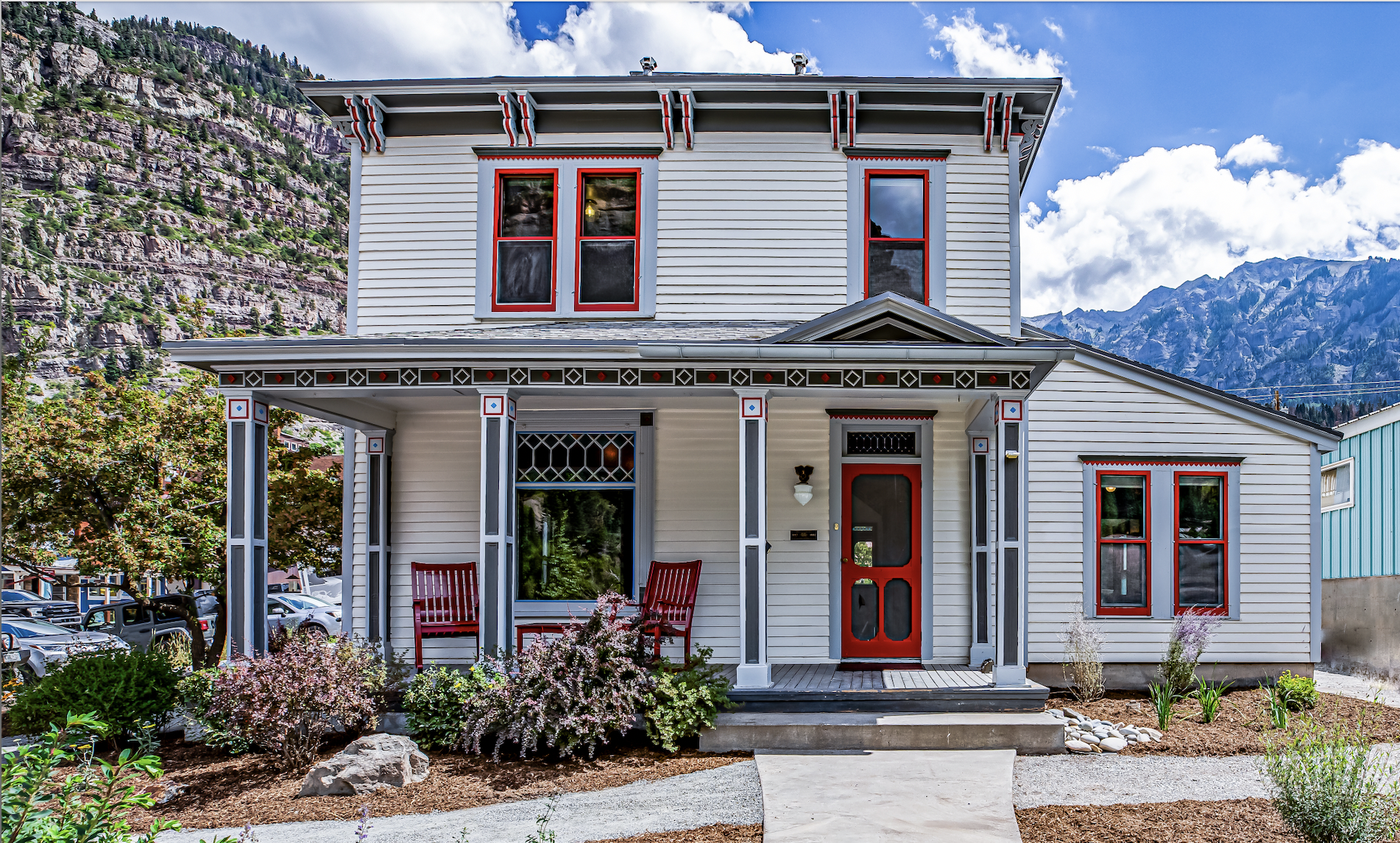 VAN HOUTON HOUSE