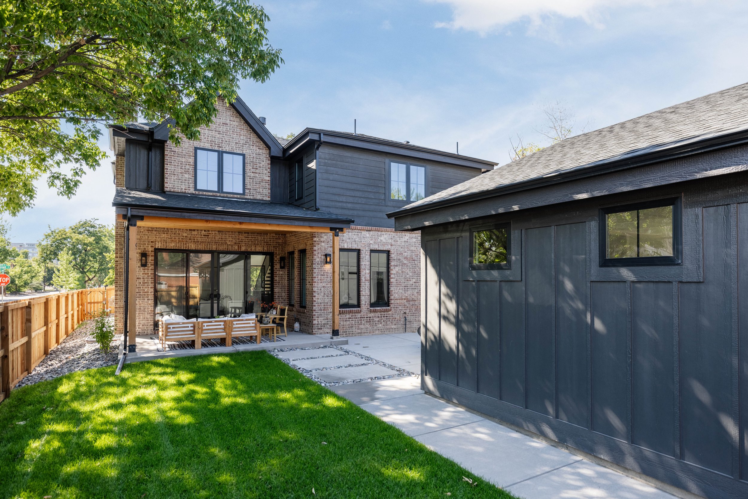 1890 S Grant St-037.jpg