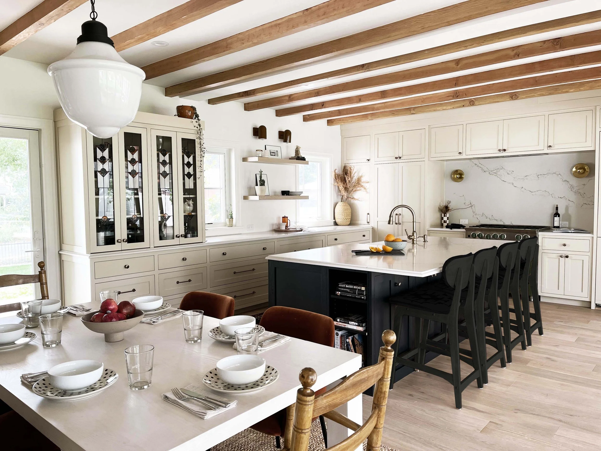 Badavas- Kitchen Counterstools- Whiter.jpg