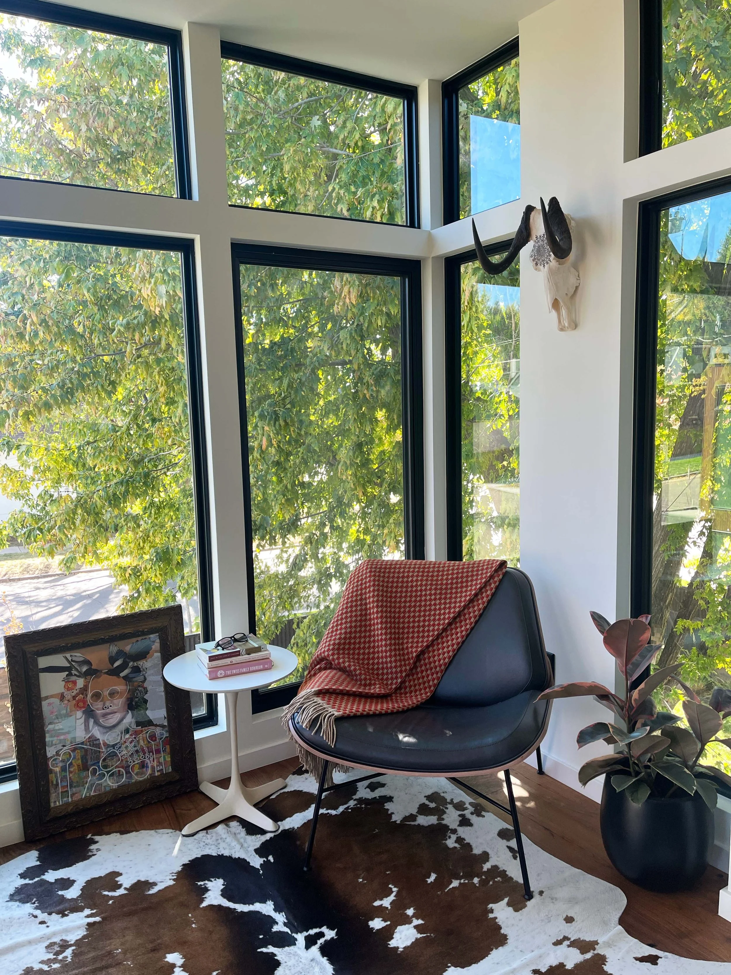 Bennett- Primary Chair.jpg