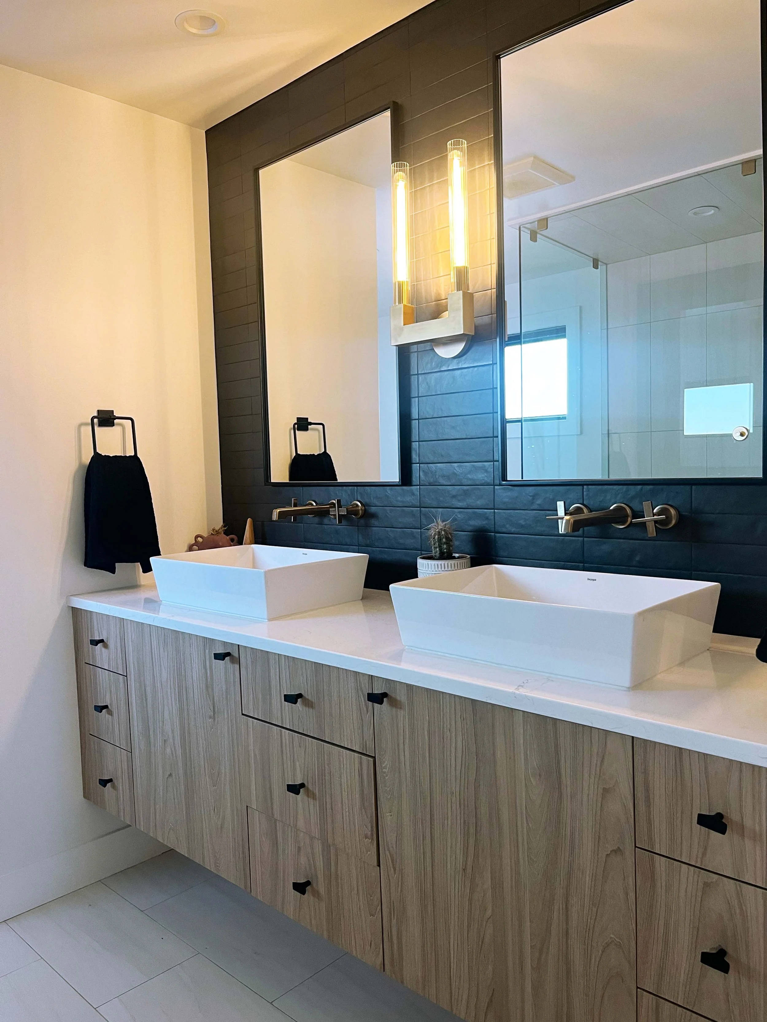 Raud Primary- Whiter.jpg