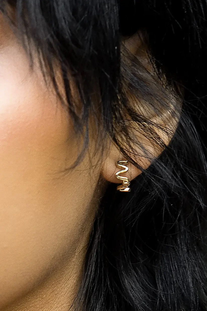 Peter + June Flo Huggie Hoops