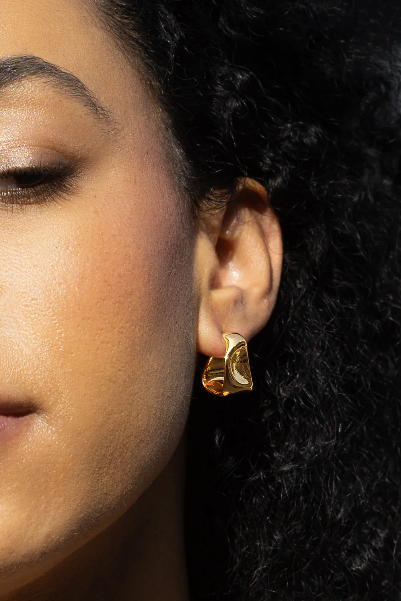 Peter + June Chloe Hoops