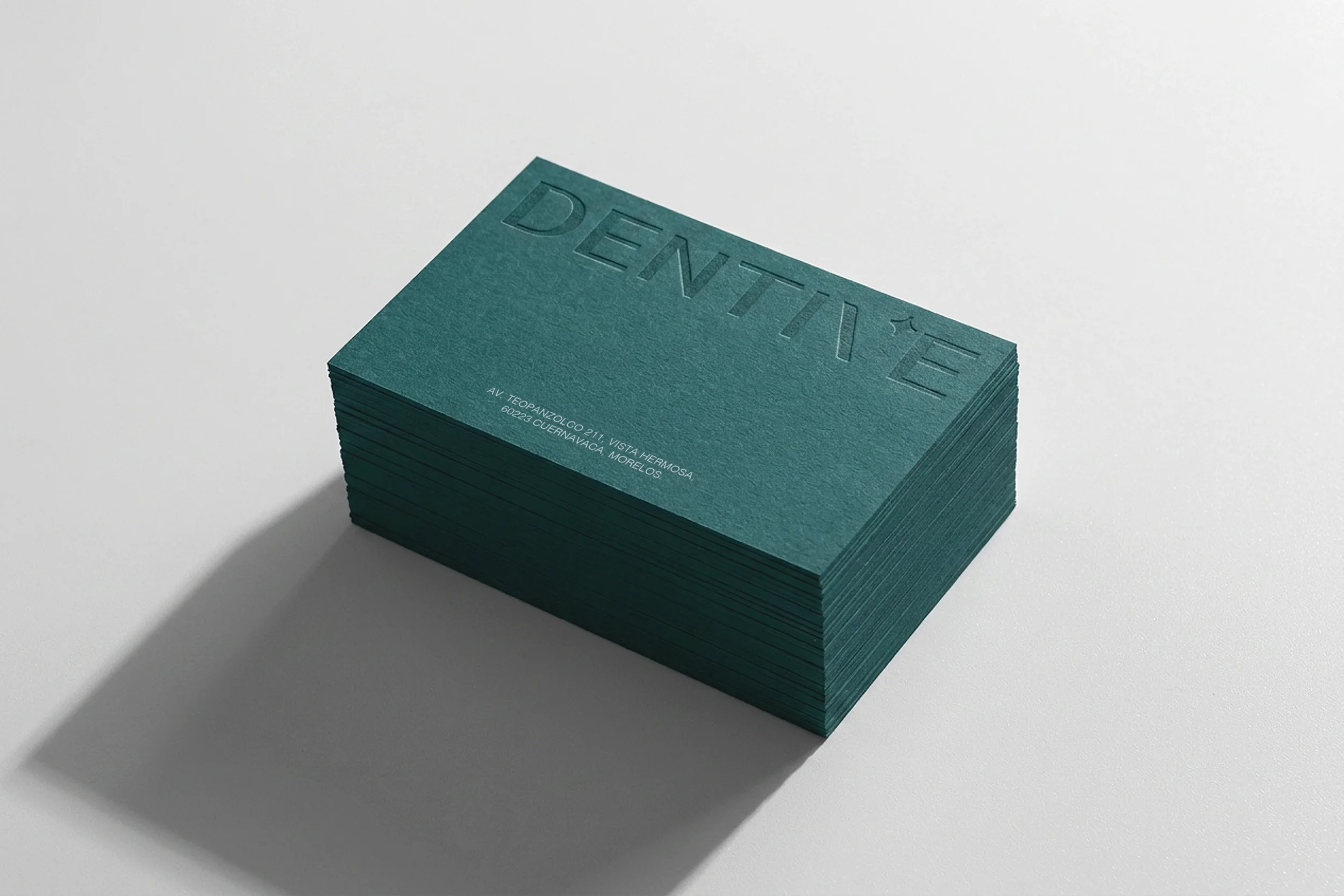 BusinessCards-Dentive-DentalStudio-Branding.webp