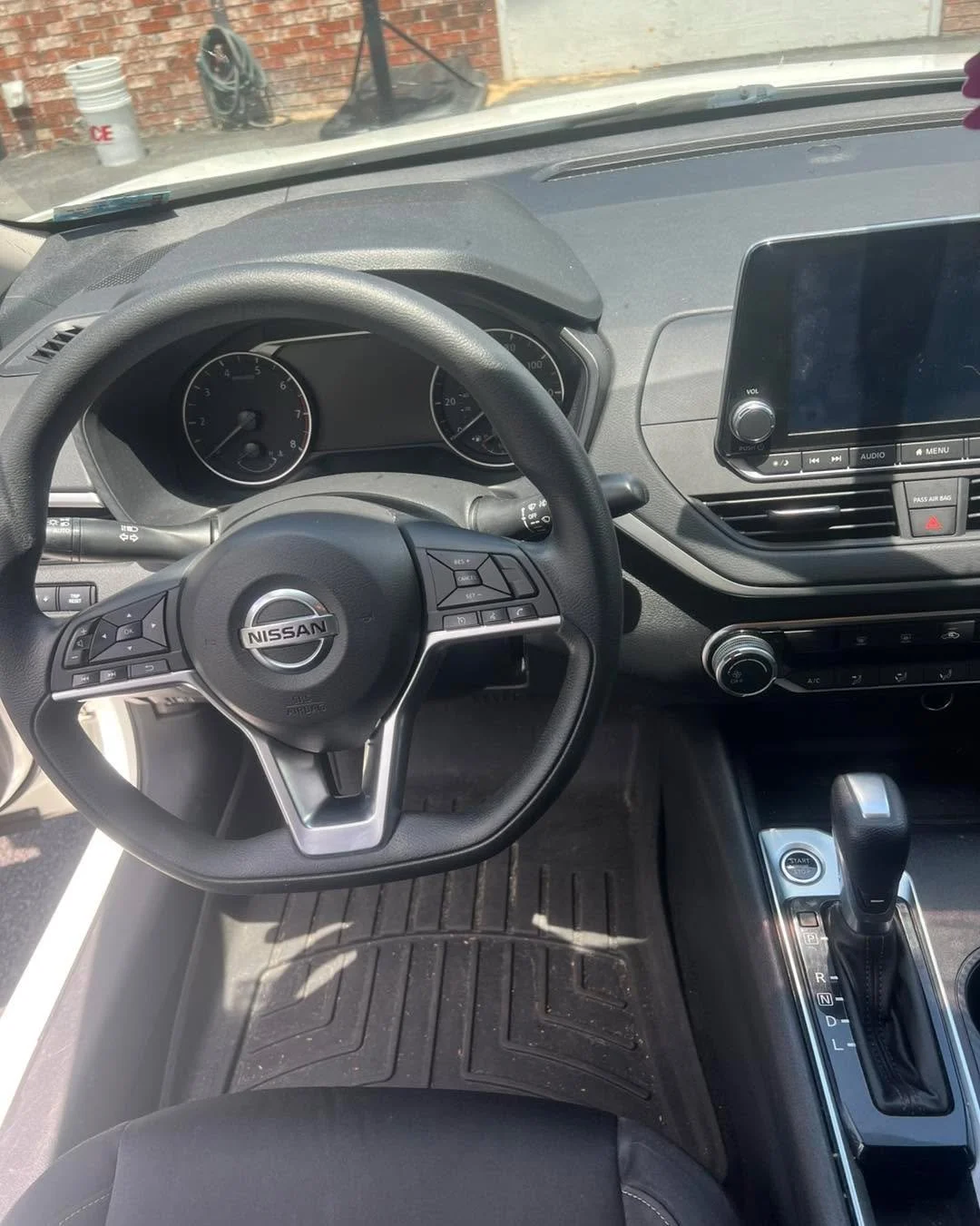 Whew you see the work! 😮&zwj;💨
Dont get caught riding dirty🤫
Book today!📅
🌐www.shinenshadeautospa.com🌐
.
.
.

.
.
.
.
#foam #carwash #detailer #car #altima