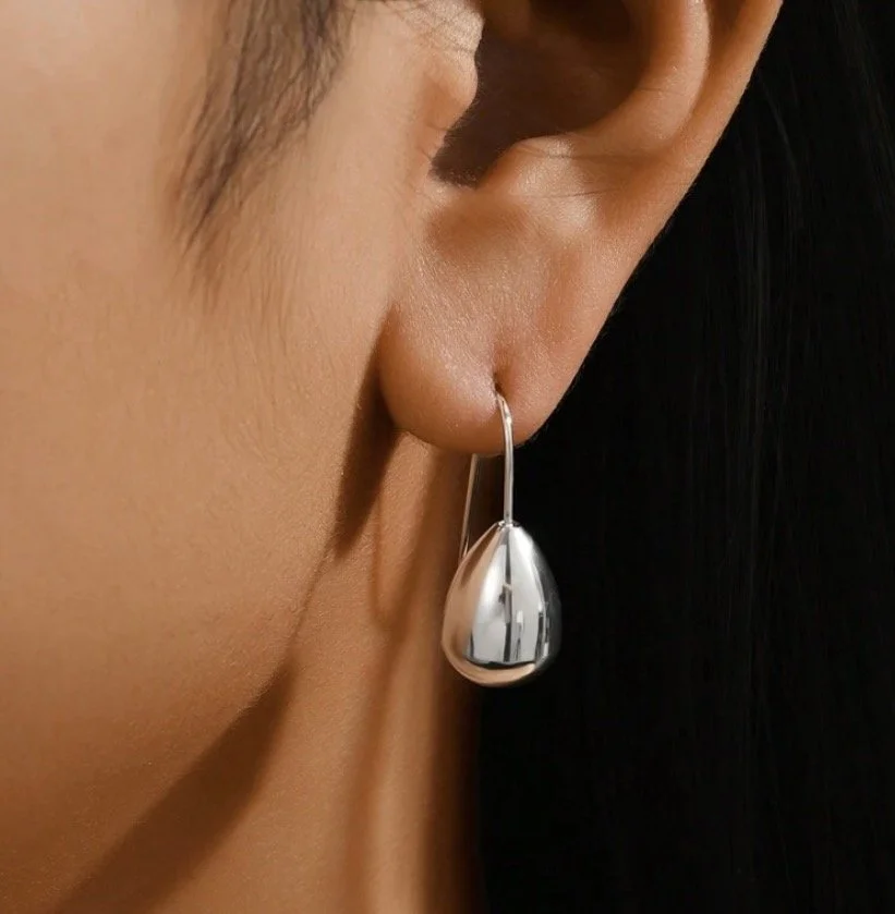Silver Teardrop Earrings