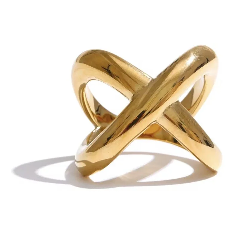 Gold Criss Cross Ring Size 7