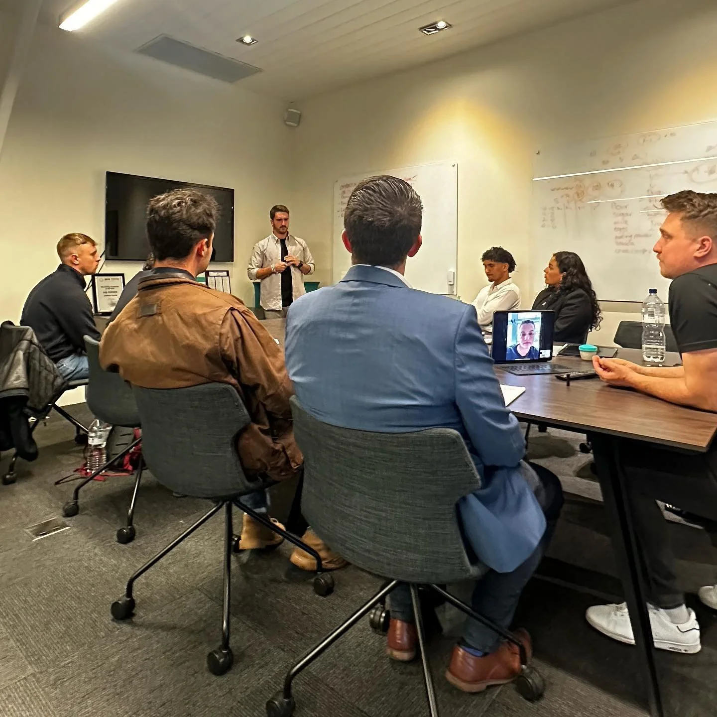 Last week we networked with one of the top performers in the country. Giving top tips for how to excel on road trips 🚗