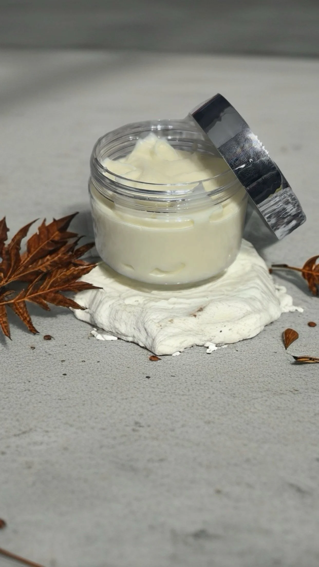 Golden Halo Body Creme`