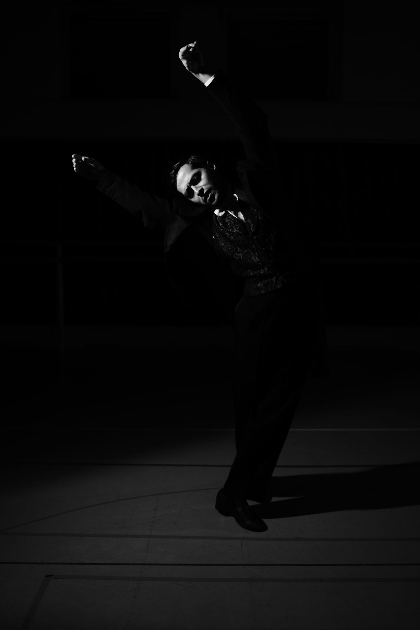 Vlad Troncea – Performer and Dancer, London, UK