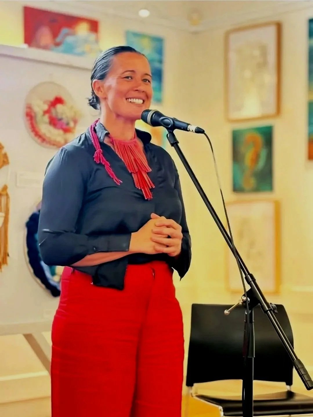 Activing space + weaving poetic threads 
w/ thanks to Elizabeth Chia.