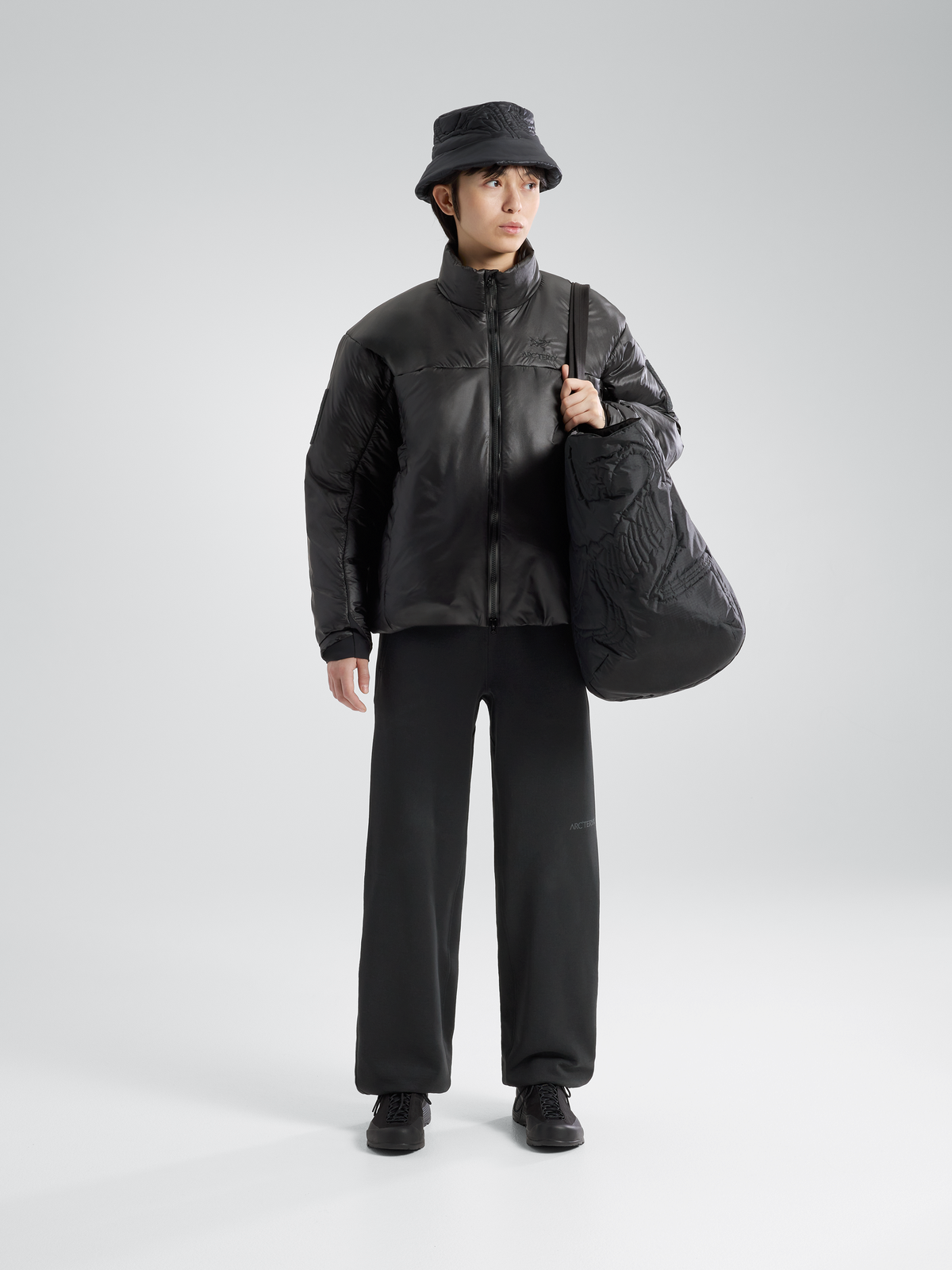 S25_X000009144_002291_Ogee Insulated Tote_Black_Neutral_NA_Hover_Lowres.png