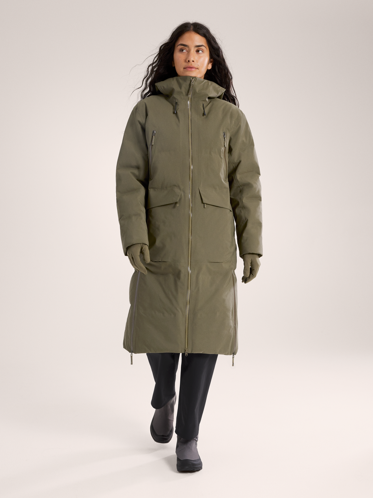 F24_X000007133_014046_Liatris Down Parka_Tatsu_Women_S_Front-View_Lowres.png