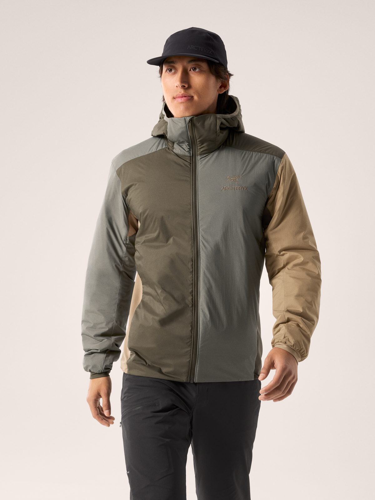 F24_X000007487_021425_Atom Hoody_Tatsu - Forage - Canvas_Men_M_Front-View_Lowres.png