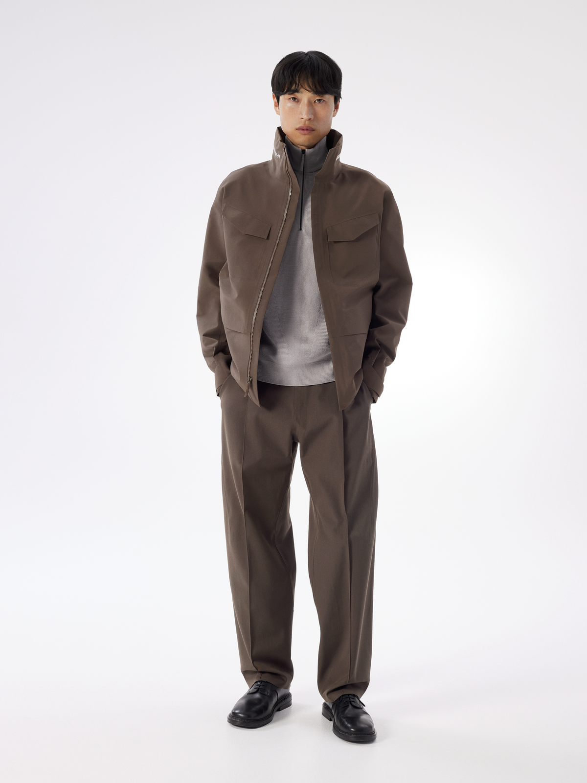 F26_X000009942_023235_Field Jacket_Sable_Men_M_Full-Body_Lowres.png