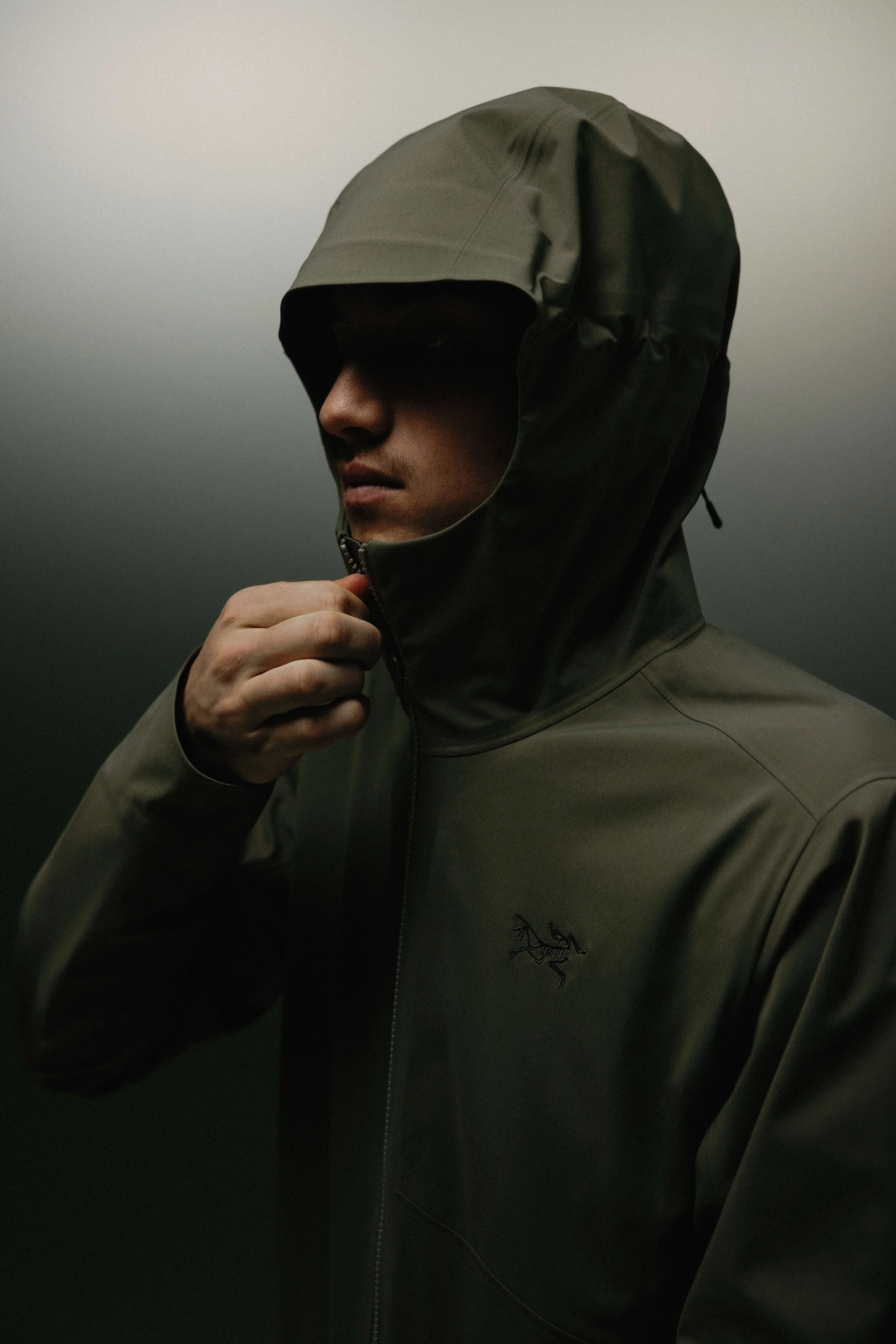 260112_SS26 Tier 4 Batch 2 Campaign_Studio_Benoit_17809ftn.jpg