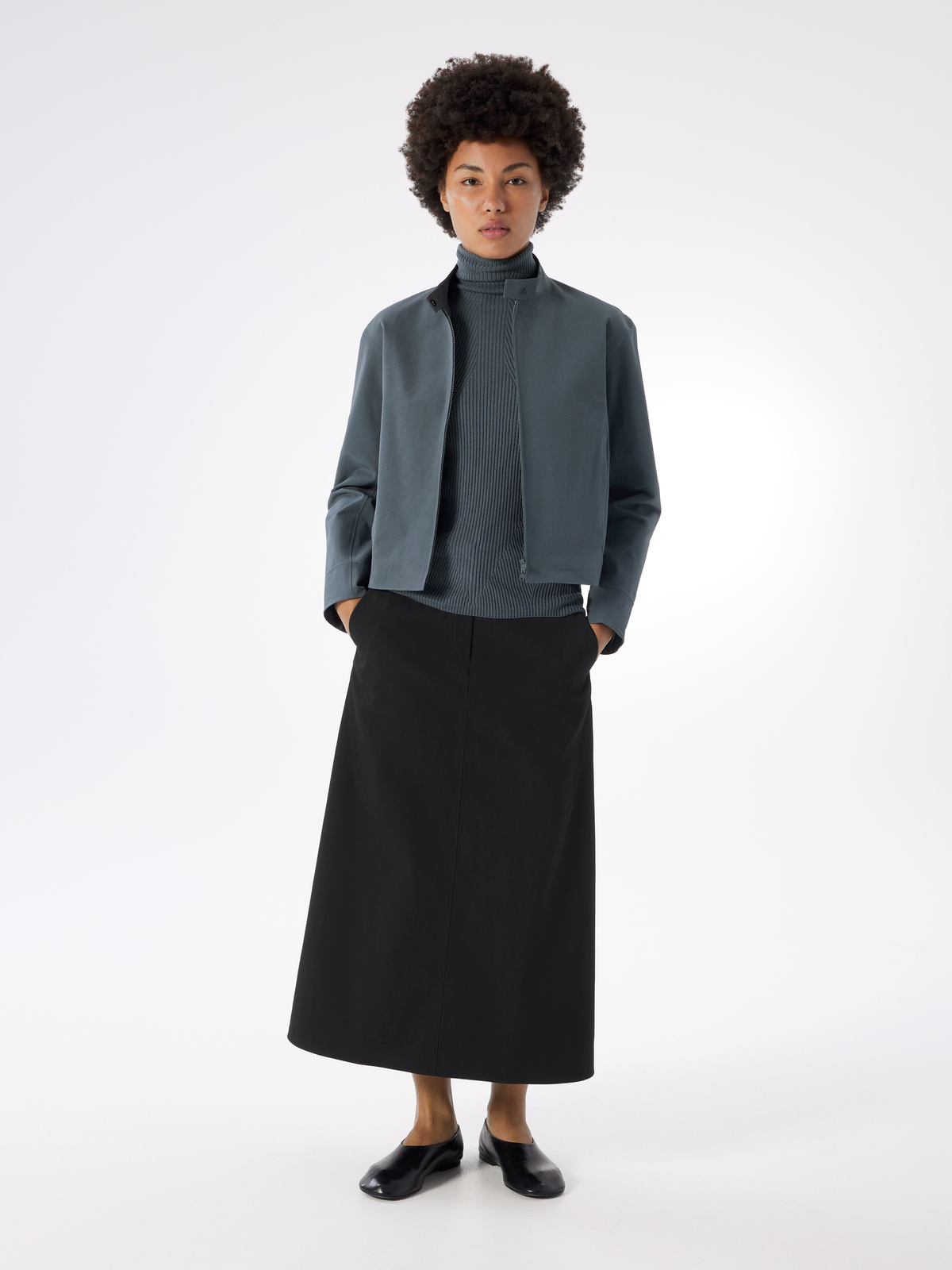 F26_X000010786_002291_Serin Wool Skirt_Black_Women_S_Full-Body_Lowres.png