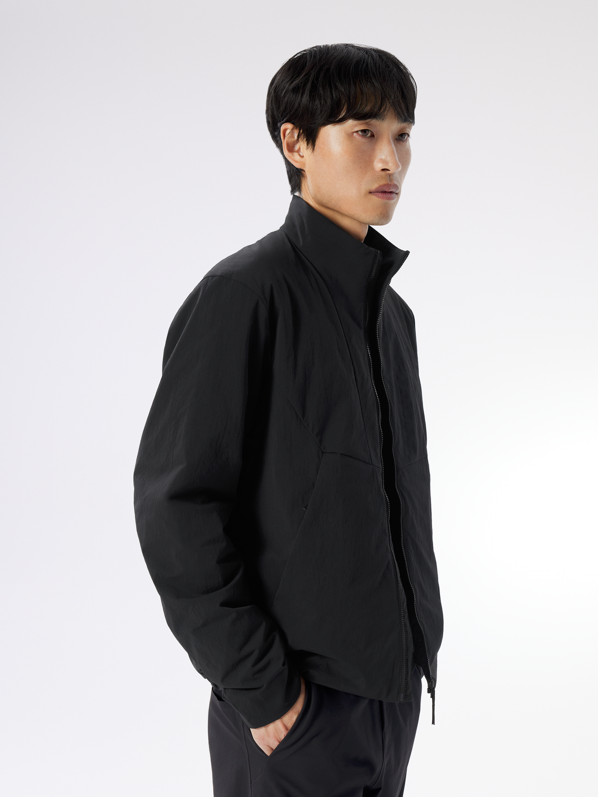 F26_X000009116_002291_Mionn Insulated Jacket_Black_Men_M_Hover.png