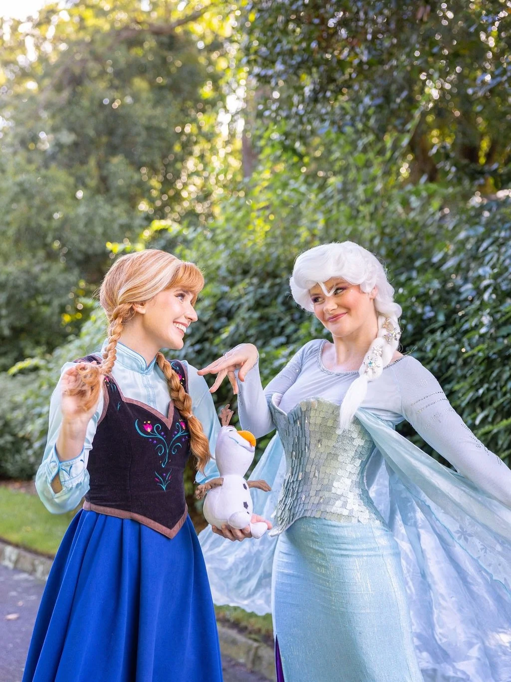 The magic only a sister understands ❄️⛄️

&ldquo;My daughter &amp; her friends absolutely LOVED having the princesses at the party. They were both so professional &amp; we&rsquo;re in character from the time they stepped in the door to the time they 