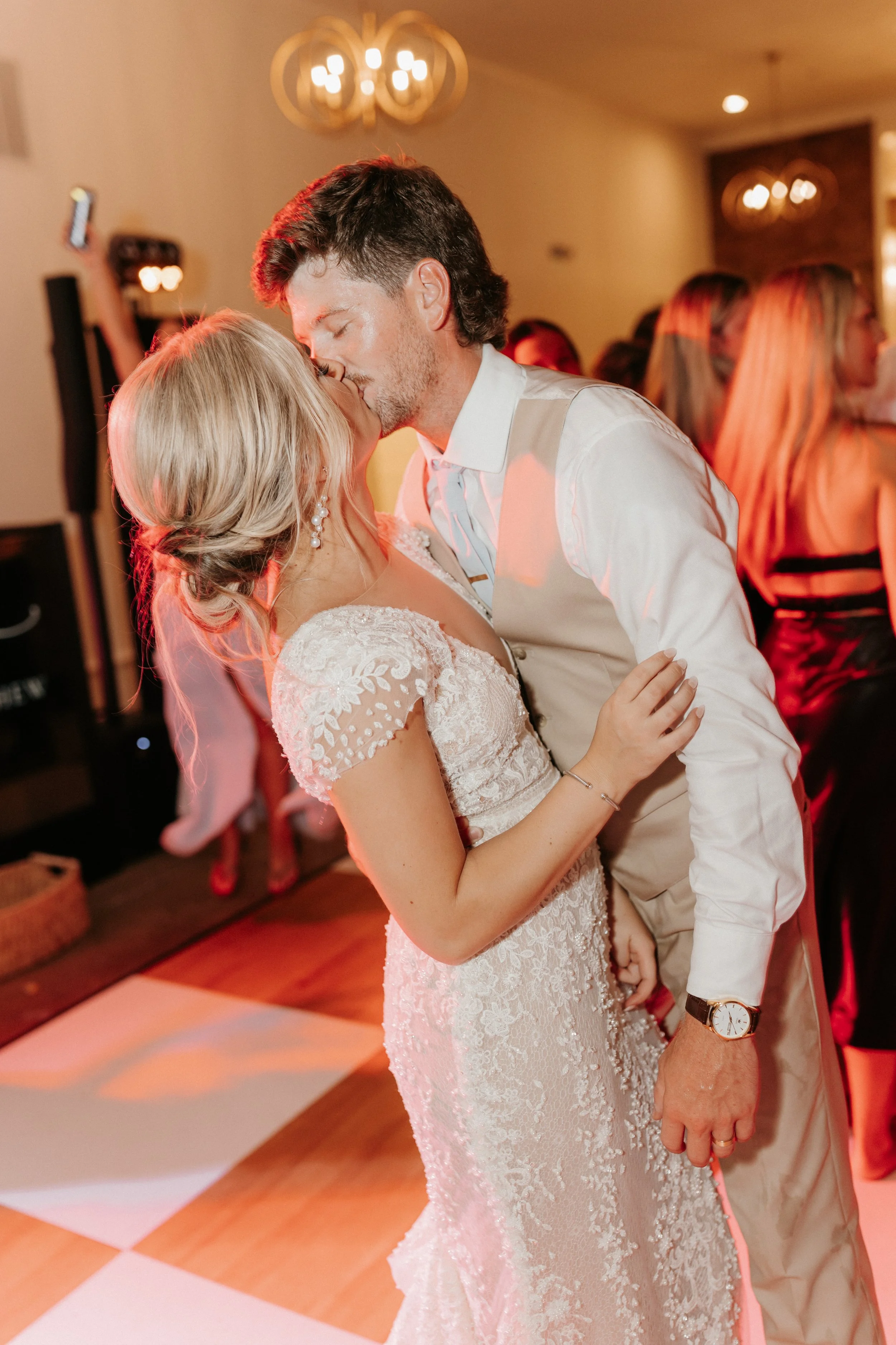 theparty-224.jpg