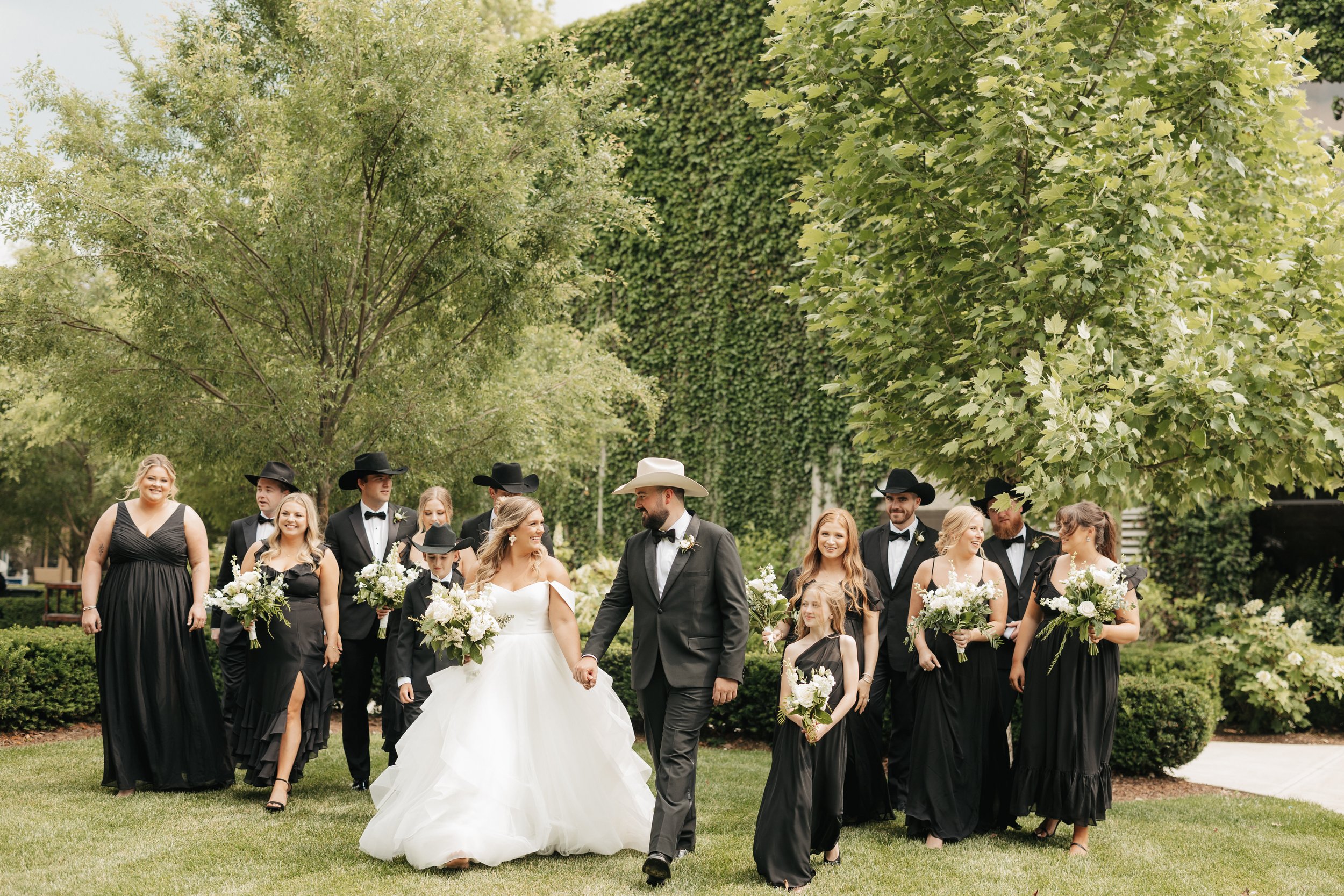 bridalparty-37.jpg