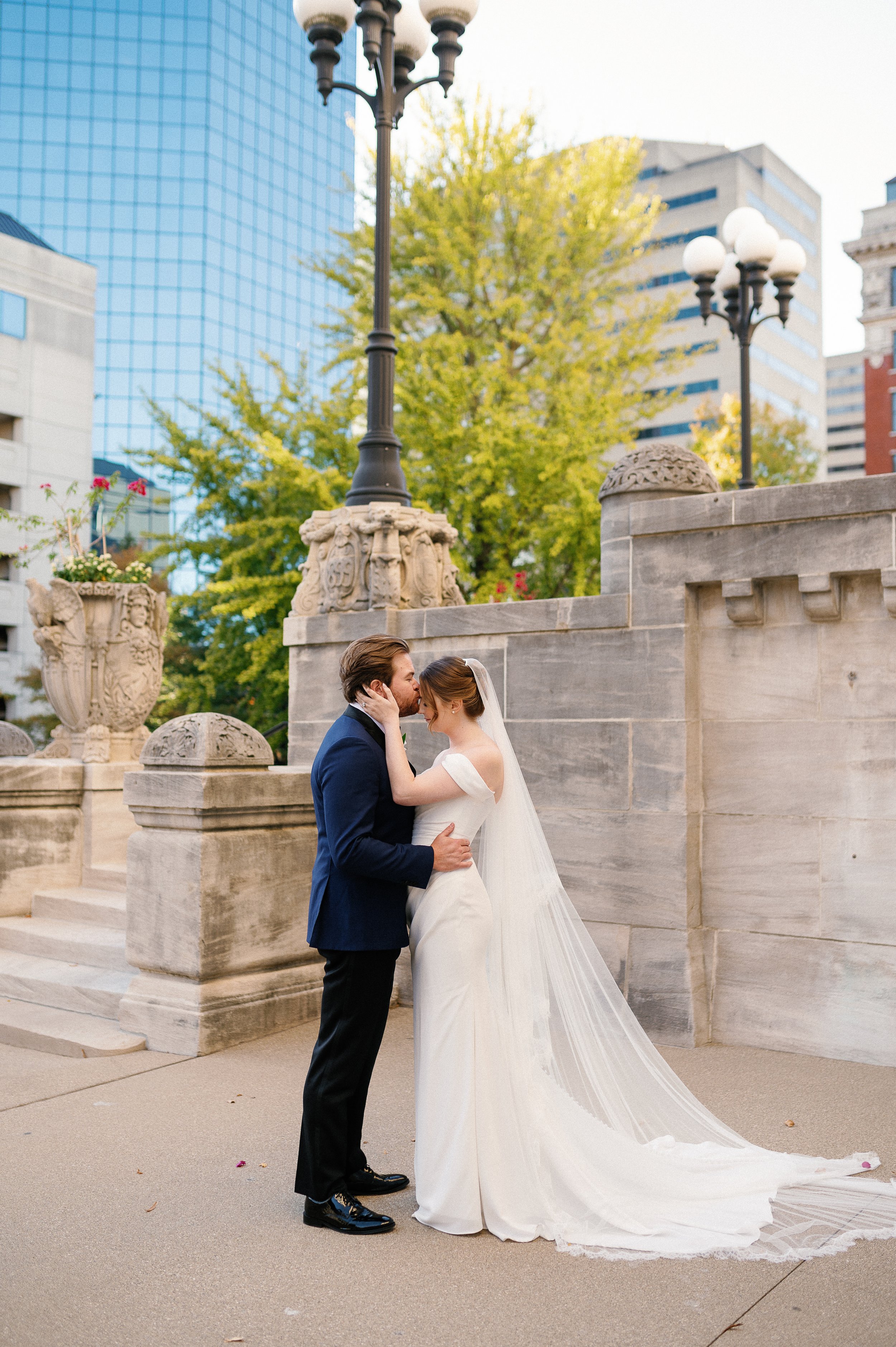 Hannah&Gage-Mr&Mrs37.jpg