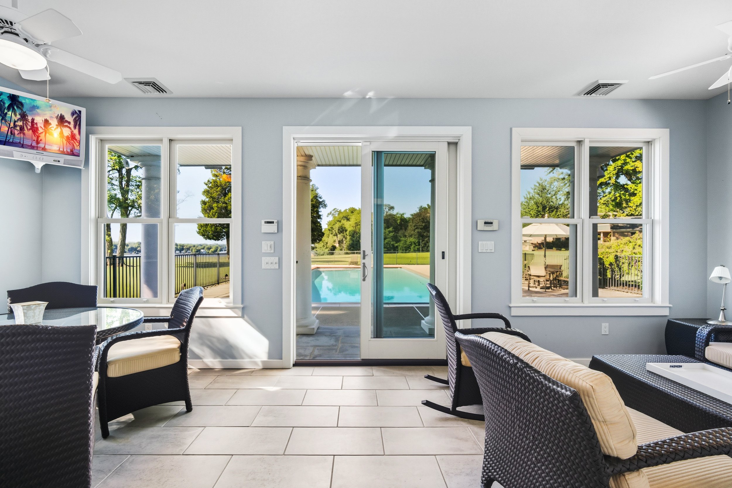 CW-PoolHouse-5.jpg