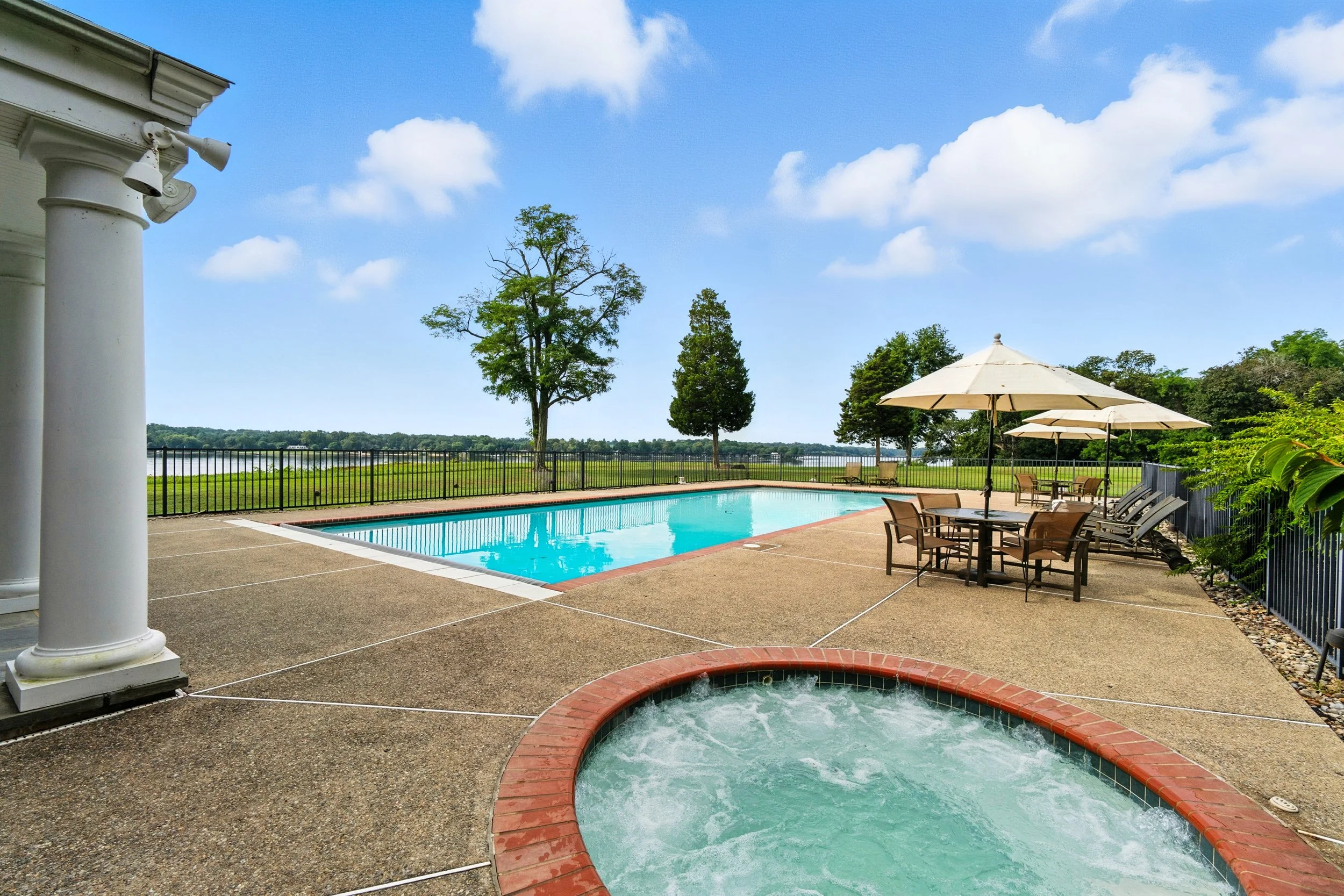 CW-PoolHouse-2.jpg