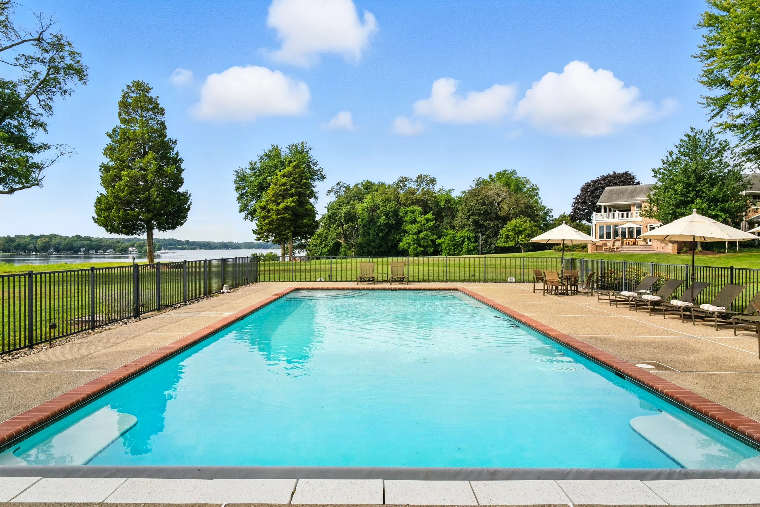 CW-PoolHouse-3.jpg