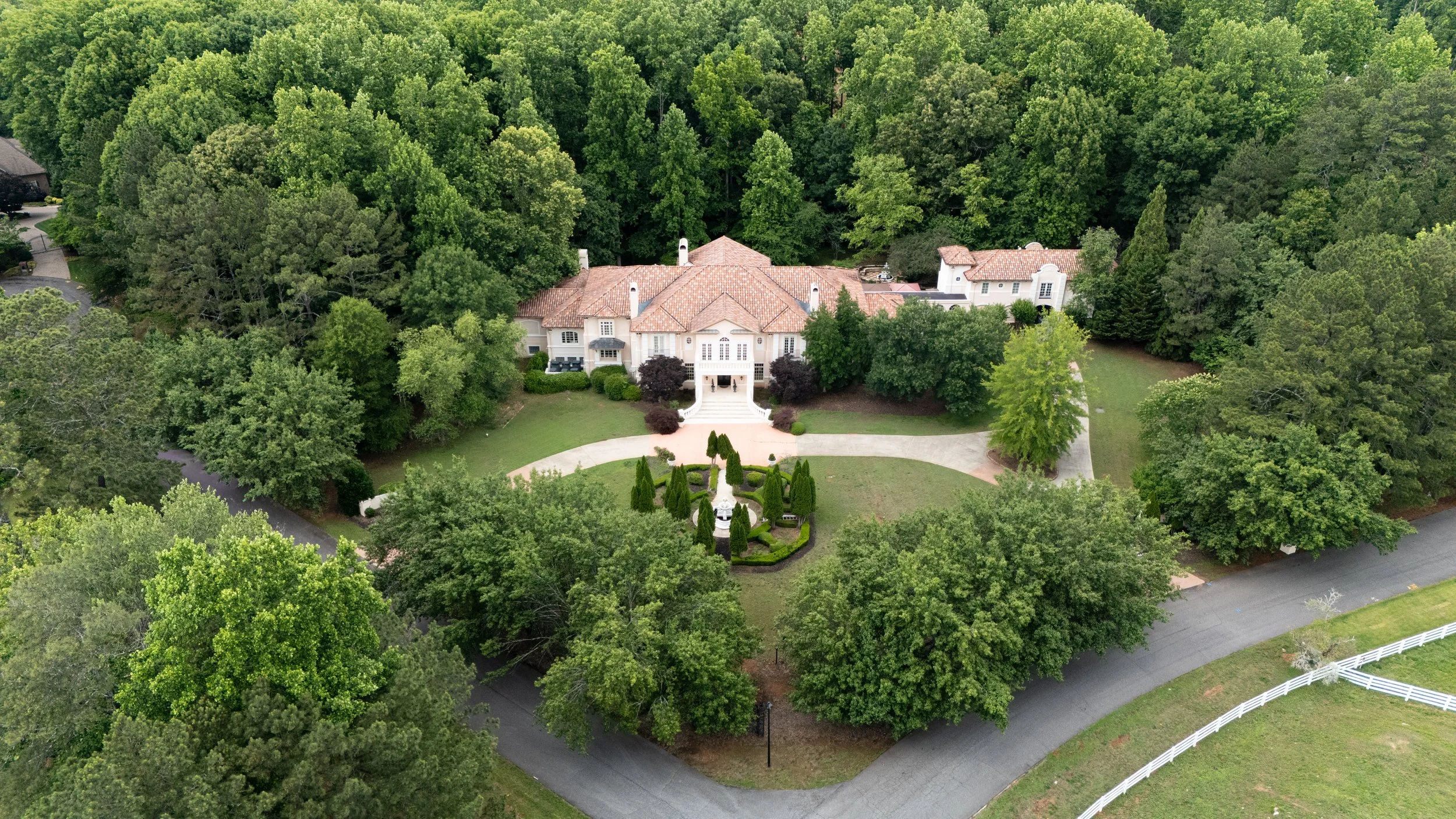 15380 Tullgean Dr-1.jpg