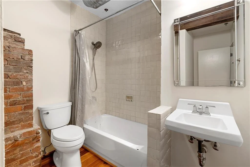 loft_bath.jpeg