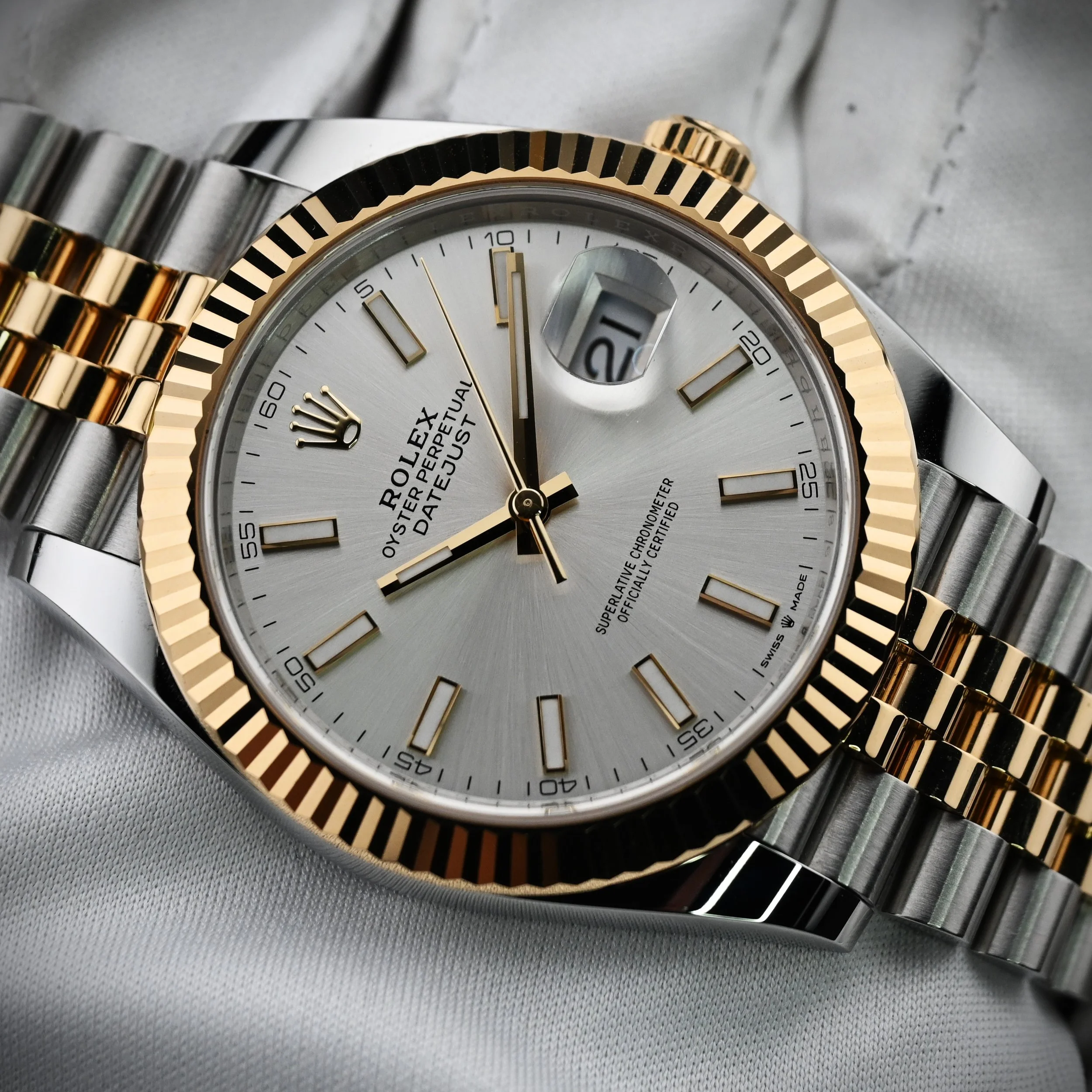 Rolex Datejust 41mm Silver Dial