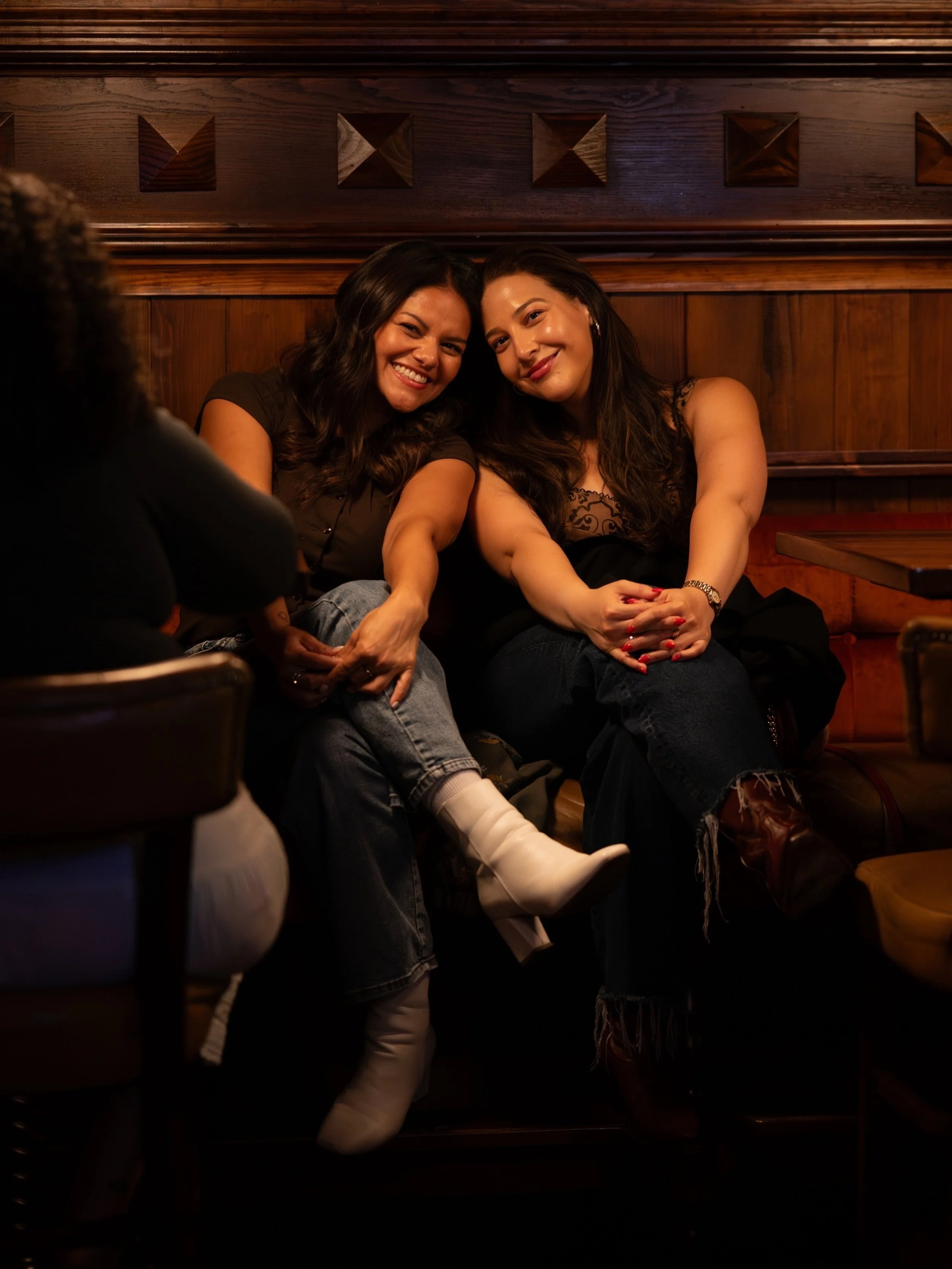 Good friends, a couple drinks, endless laughs, and absolutely no rush to head home.

That&rsquo;s what nights at Maginns Irish Pub are all about 🍻