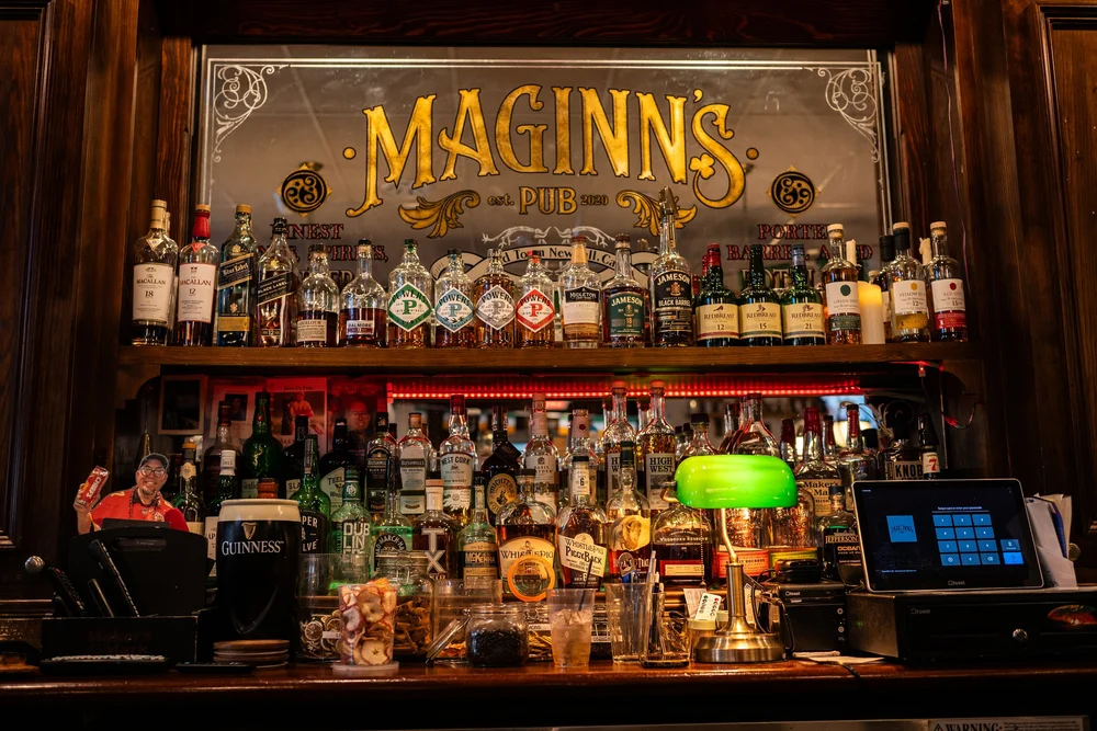 Bar photo 2
