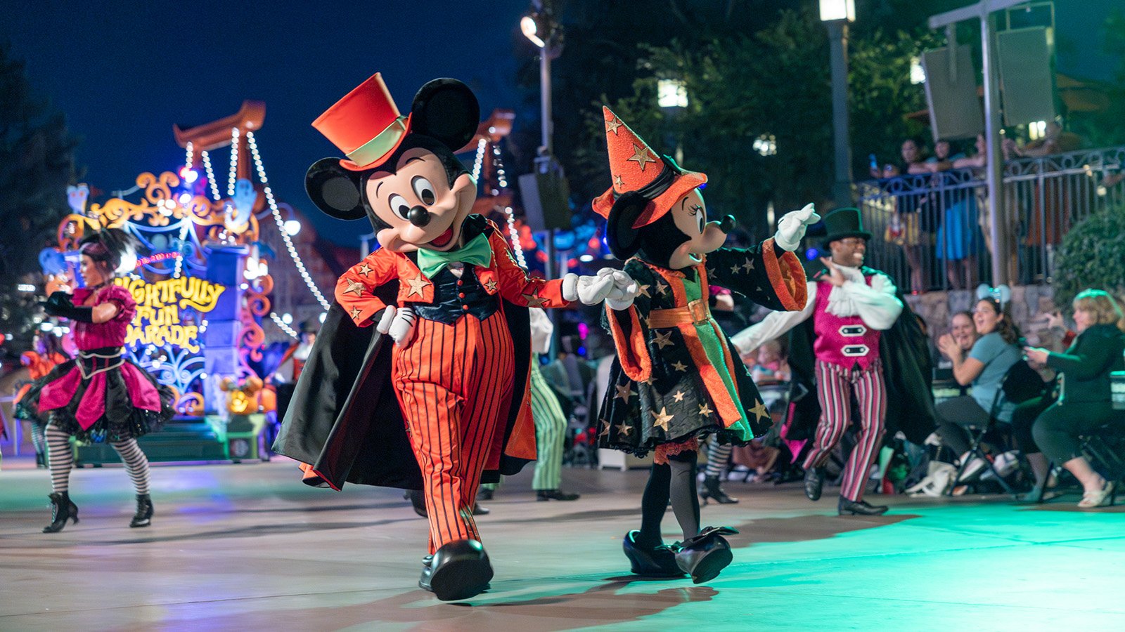 Turning Tricks into Treats: Four Leadership Lessons from Halloween 🎃