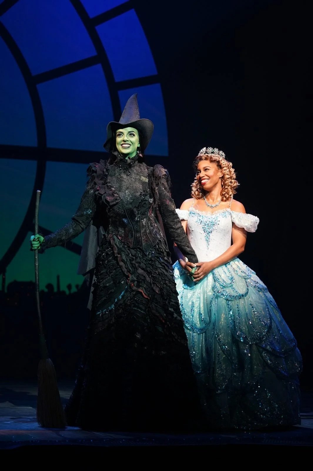 044_22-6wicked0167.jpg