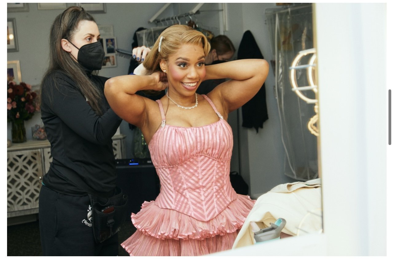 132_Dressing_room_pink_corset.jpg