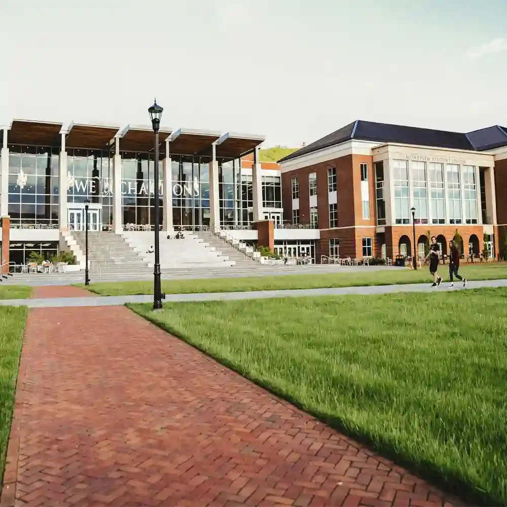 Elevate is a leadership program for schools designed specifically for students in Years 10 to 12. Through an immersive Everest simulation, students develop leadership skills, communication, teamwork, and resilience in a real-world context.