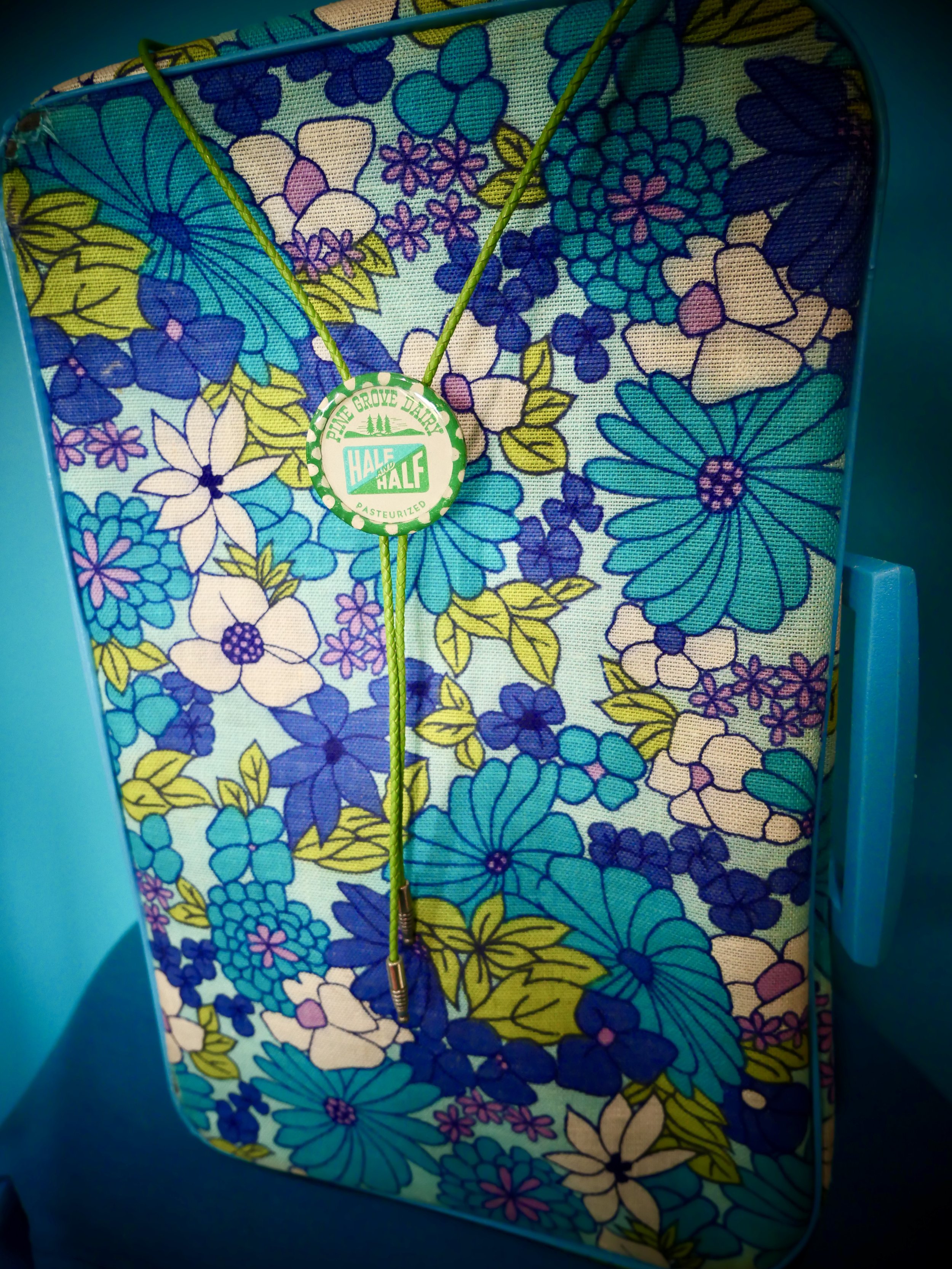 Pine grove Dairy Vintage Milk Cap Bolo Tie