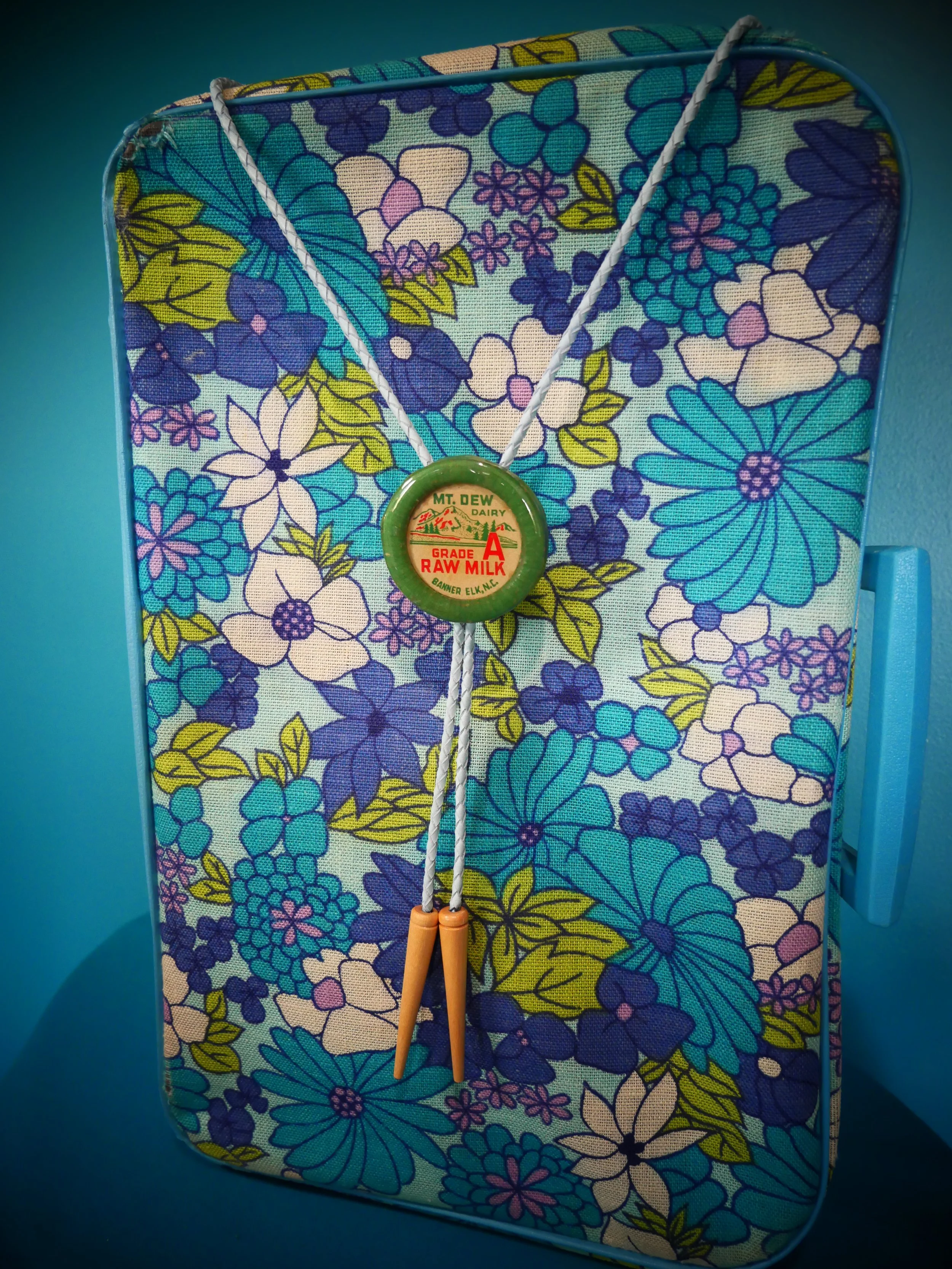 MT Dew Dairy Banner Elk, NC Vintage Milk Cap