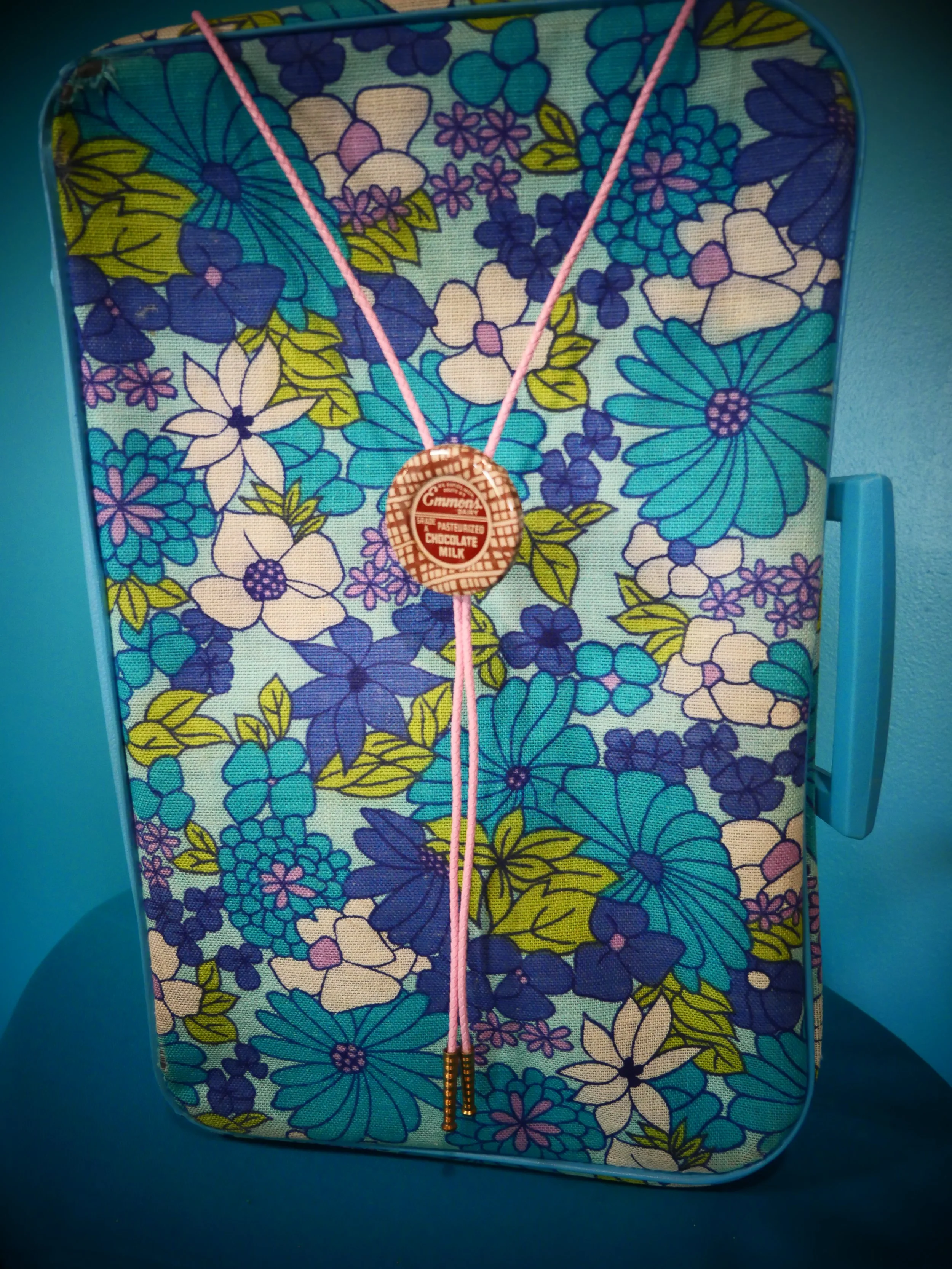 Emmons Dairy Big Rapids, Michigan Vintage Milk Cap Bolo