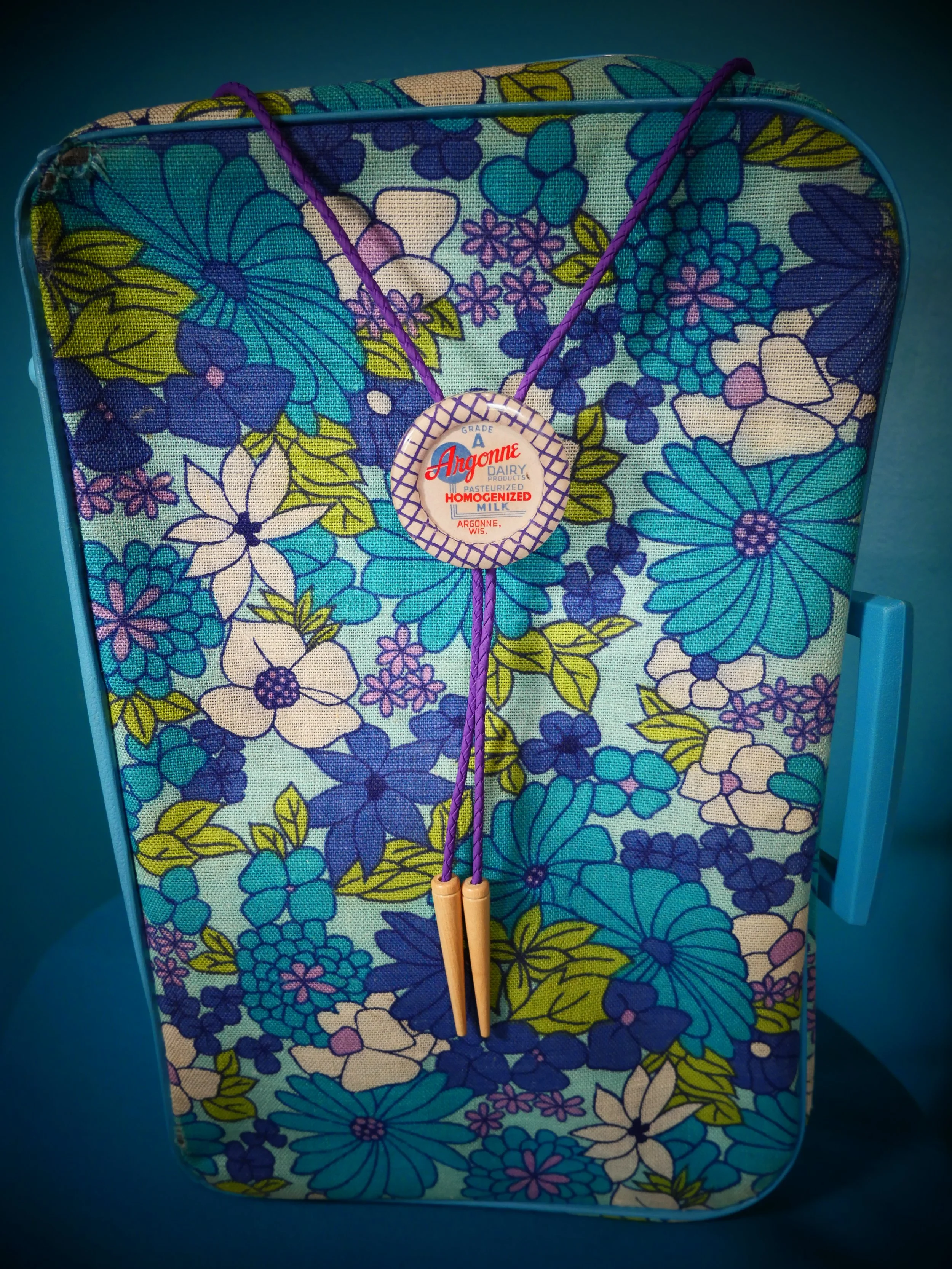 Argononne dairy Argonne, Wis. Milk Cap Bolo