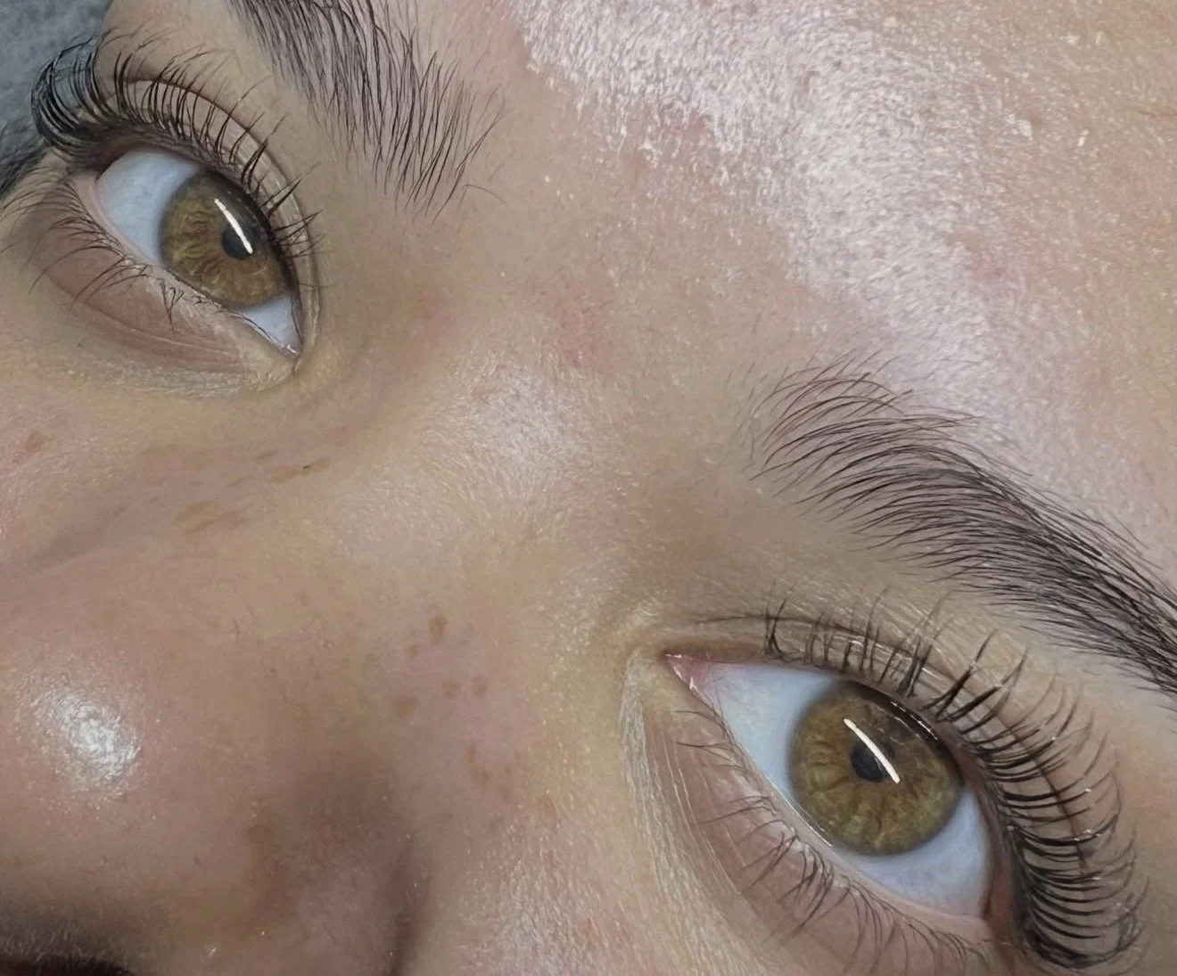 Eyelash Lift & Tint in a spa room at Beauty and the Beach.