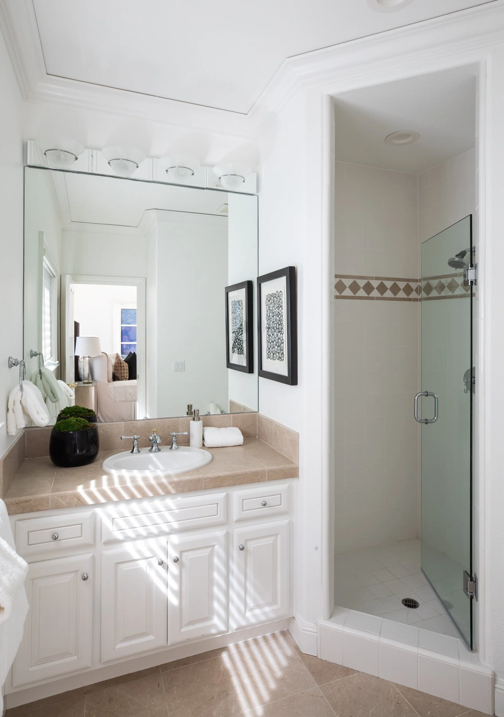 19-Russell_Matt_Anello-6728-MLS.jpg